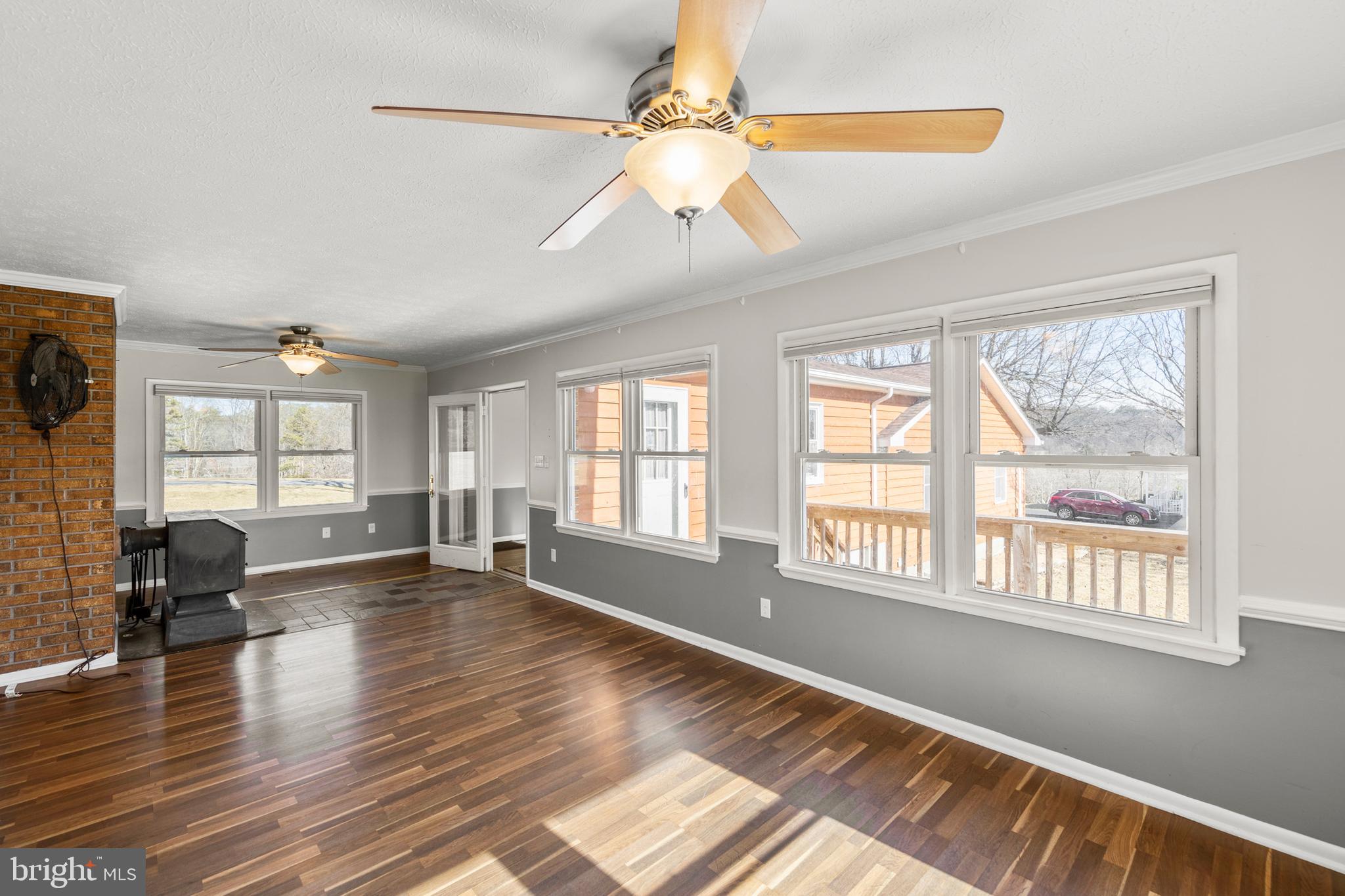 FORT EDWARDS ESTATES - Residential