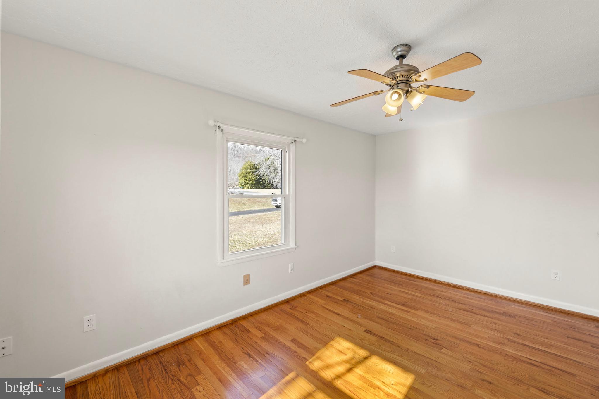 FORT EDWARDS ESTATES - Residential