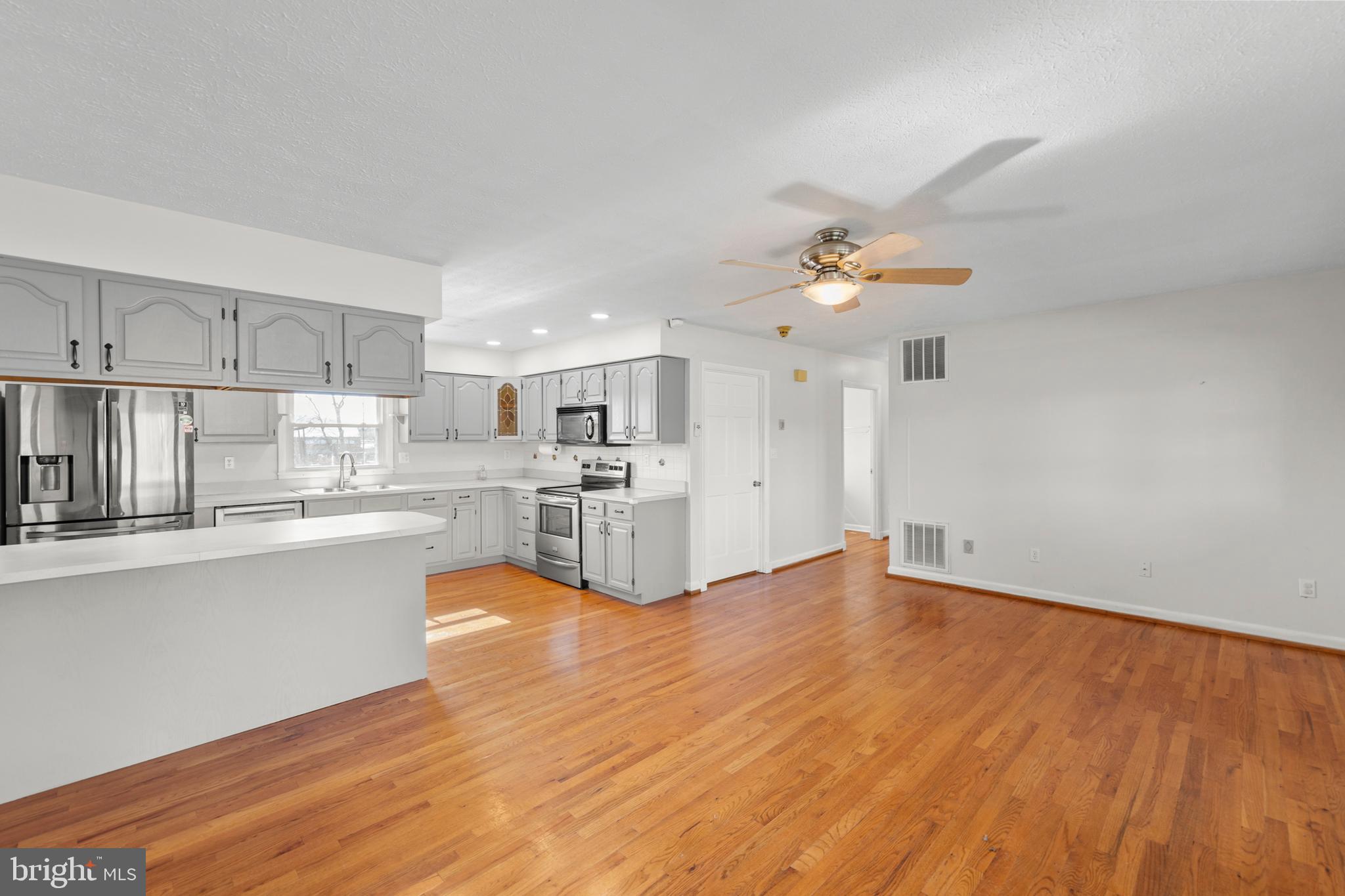 FORT EDWARDS ESTATES - Residential