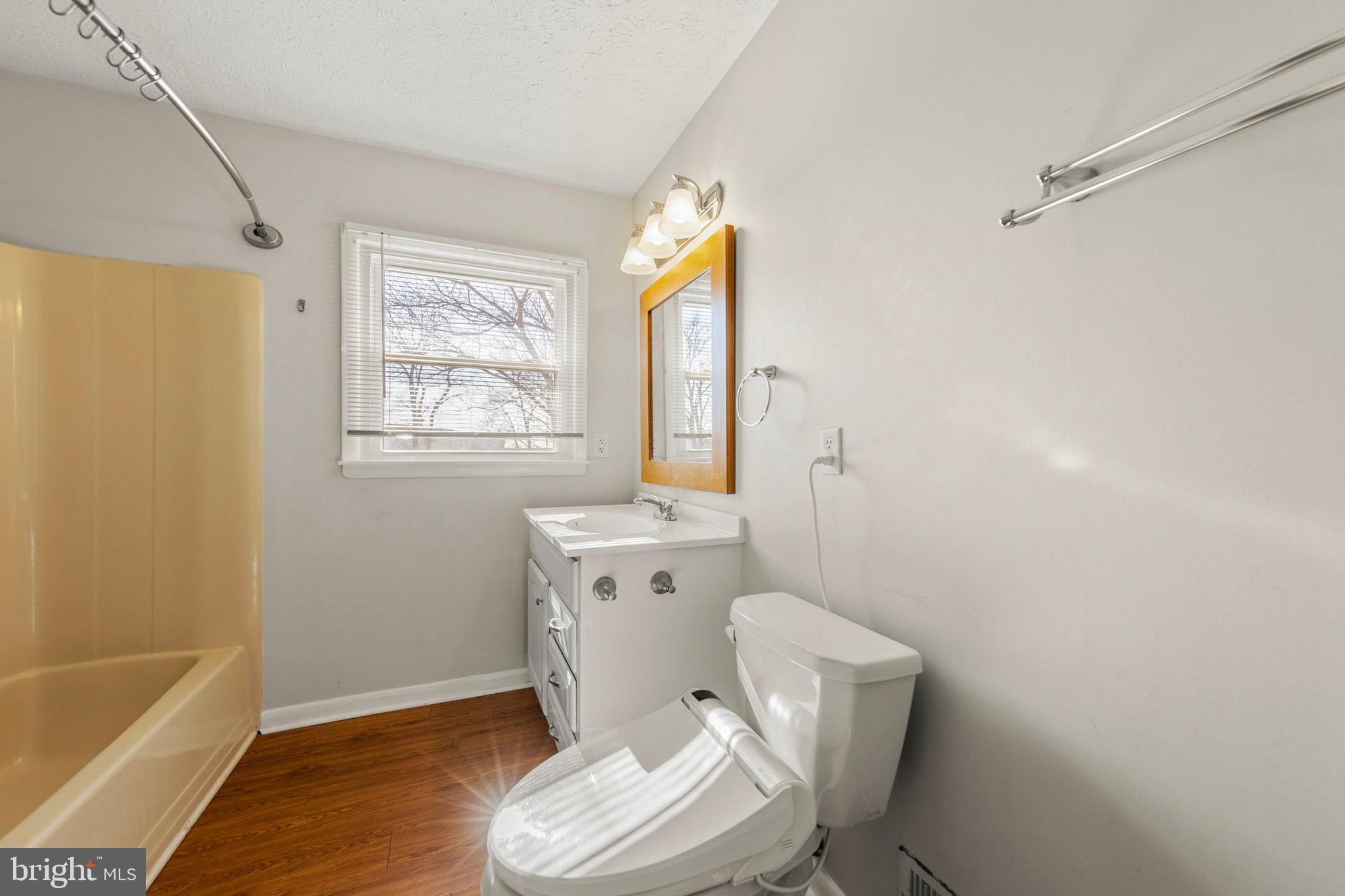 FORT EDWARDS ESTATES - Residential