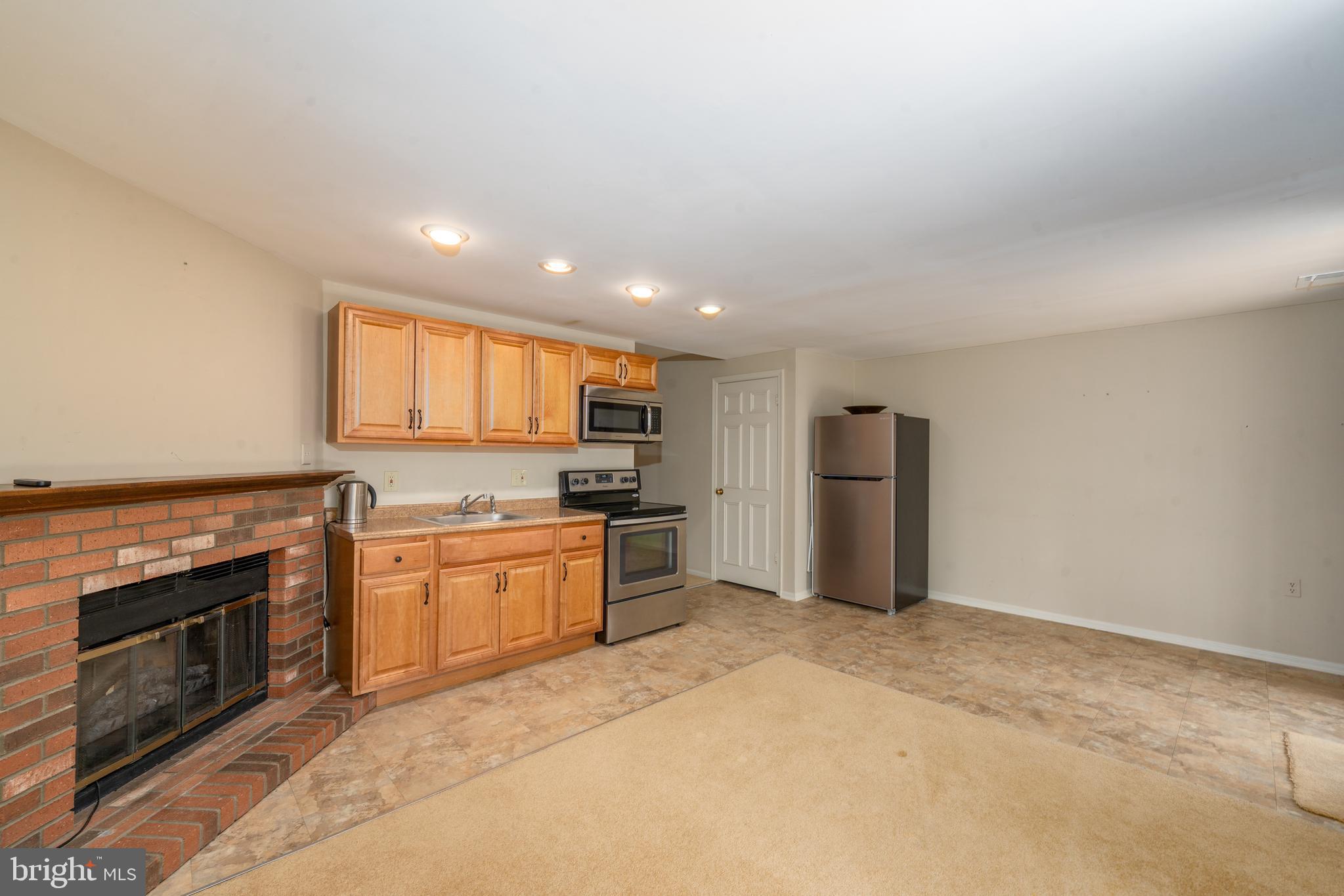 SWAN POINT - Residential