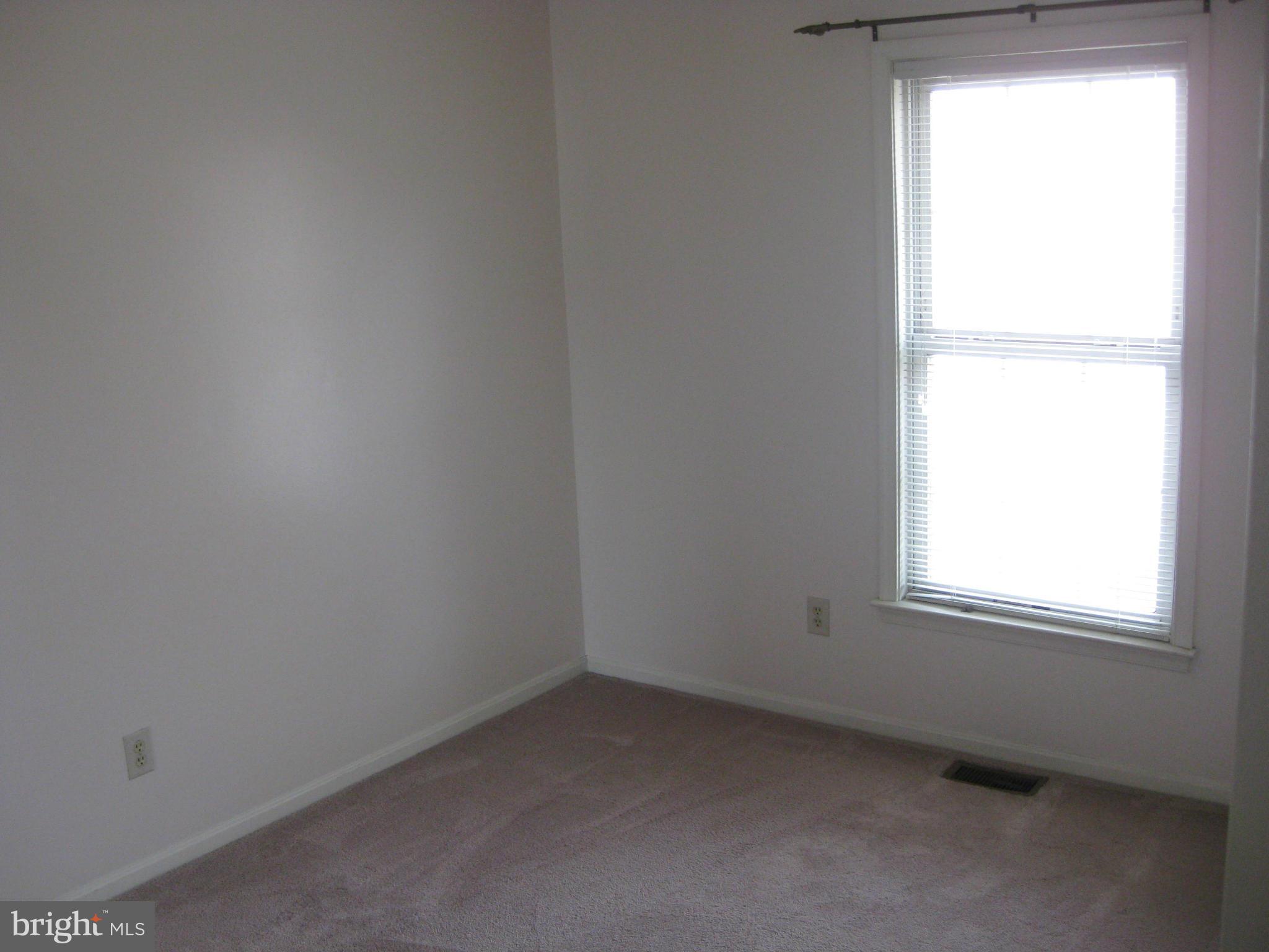 COUNTRY WALK - Residential Lease