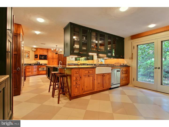 CHESTNUT HILL - Residential