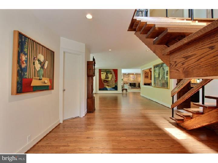 CHESTNUT HILL - Residential