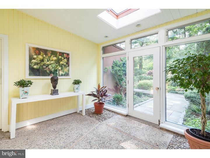 CHESTNUT HILL - Residential