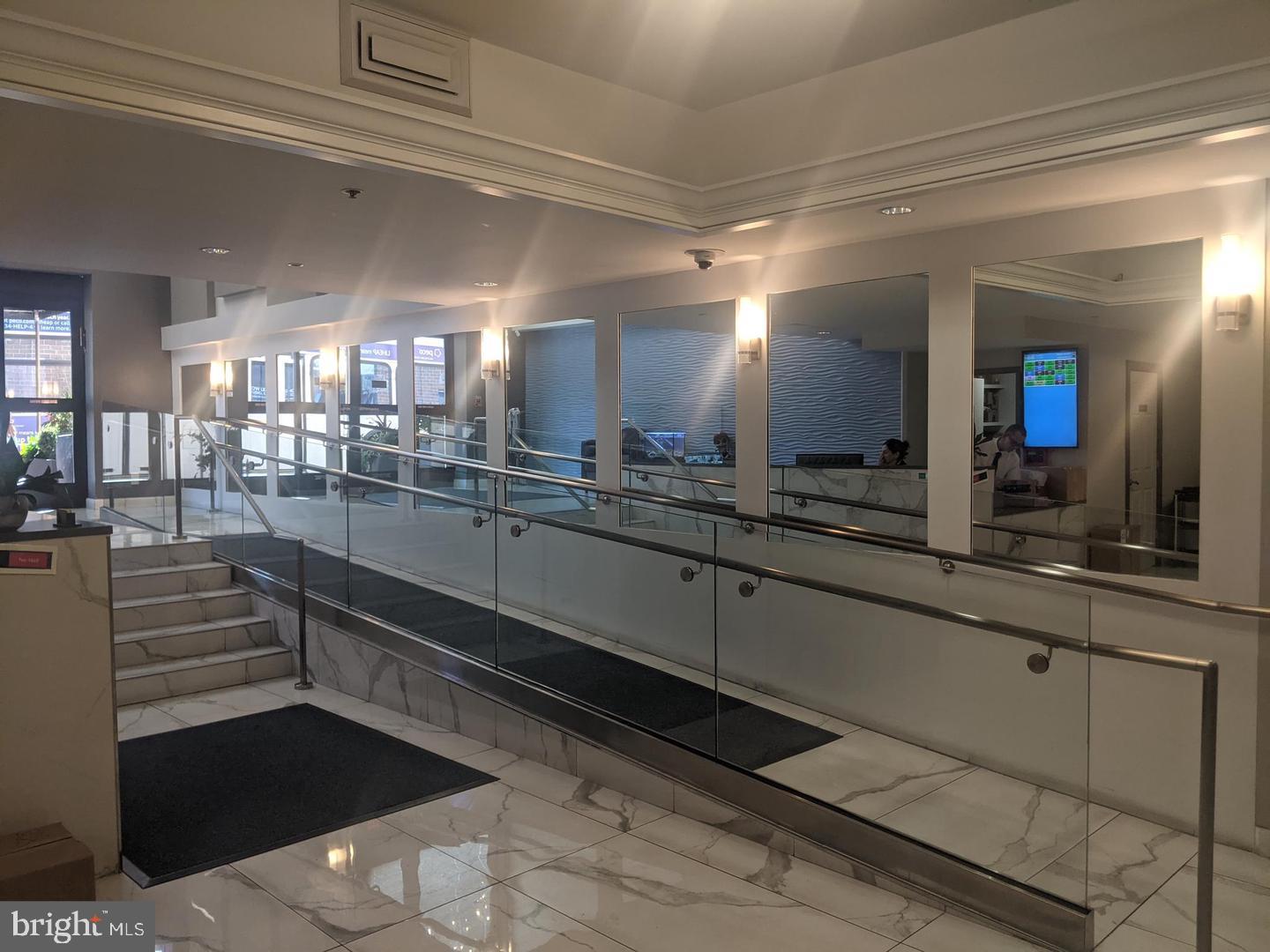 200 LOMBARD STREET 722