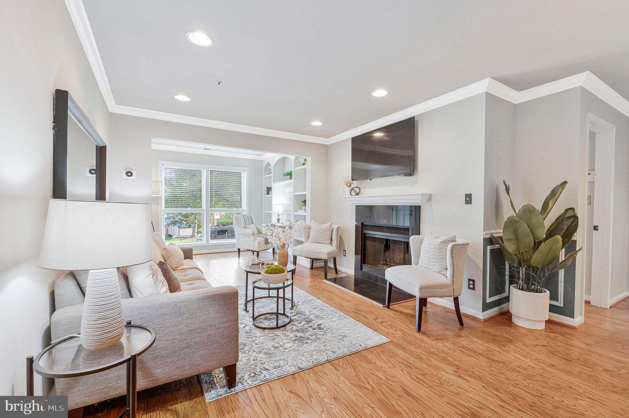 3175 SUMMIT DRIVE 5-B9