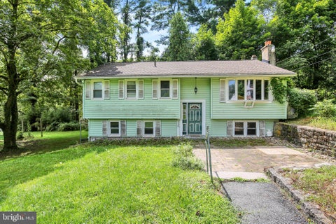 Photo for 3323 E GALEN HALL ROAD