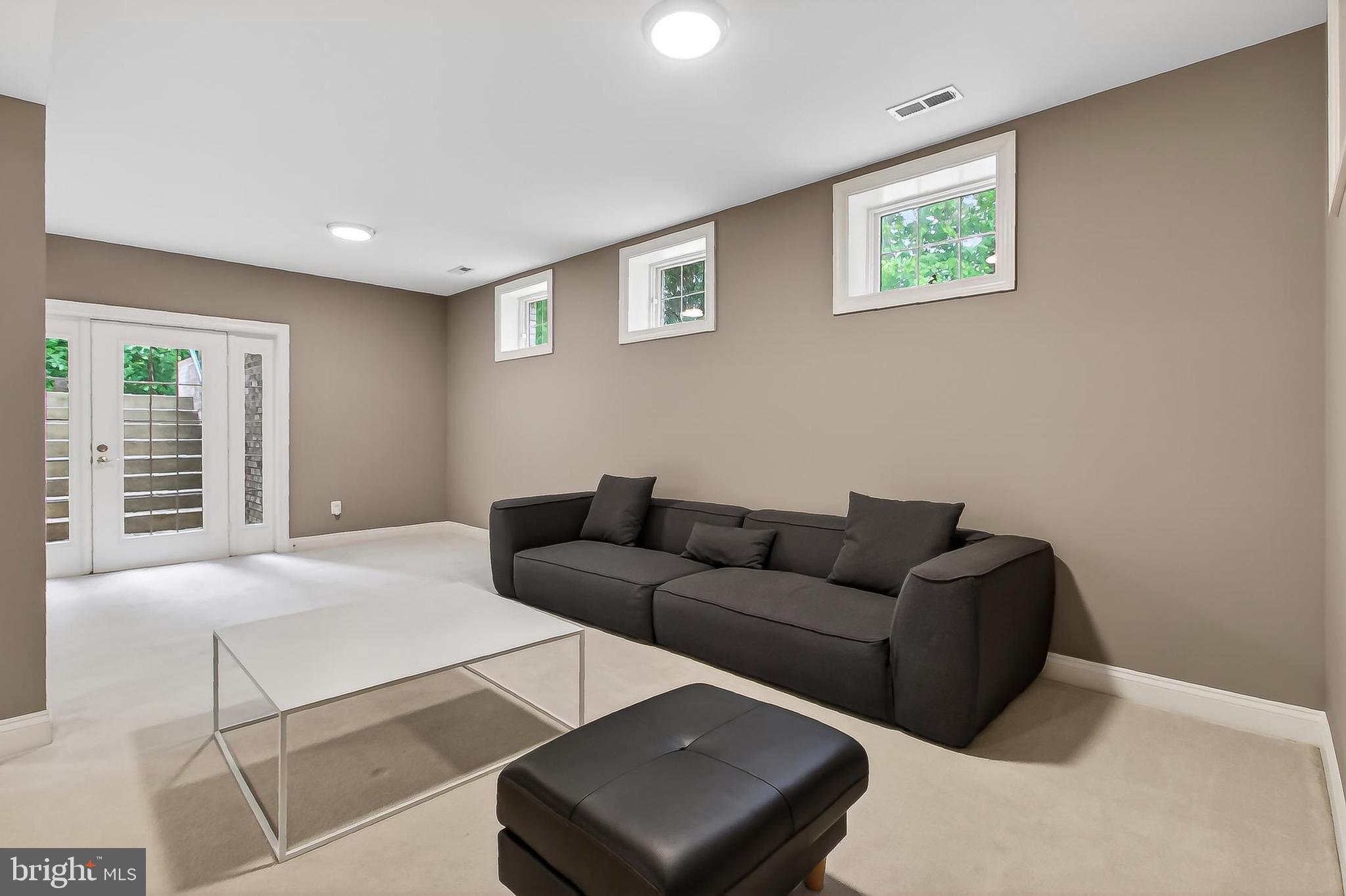 RIDINGS AT VIRGINIA RUN - Residential