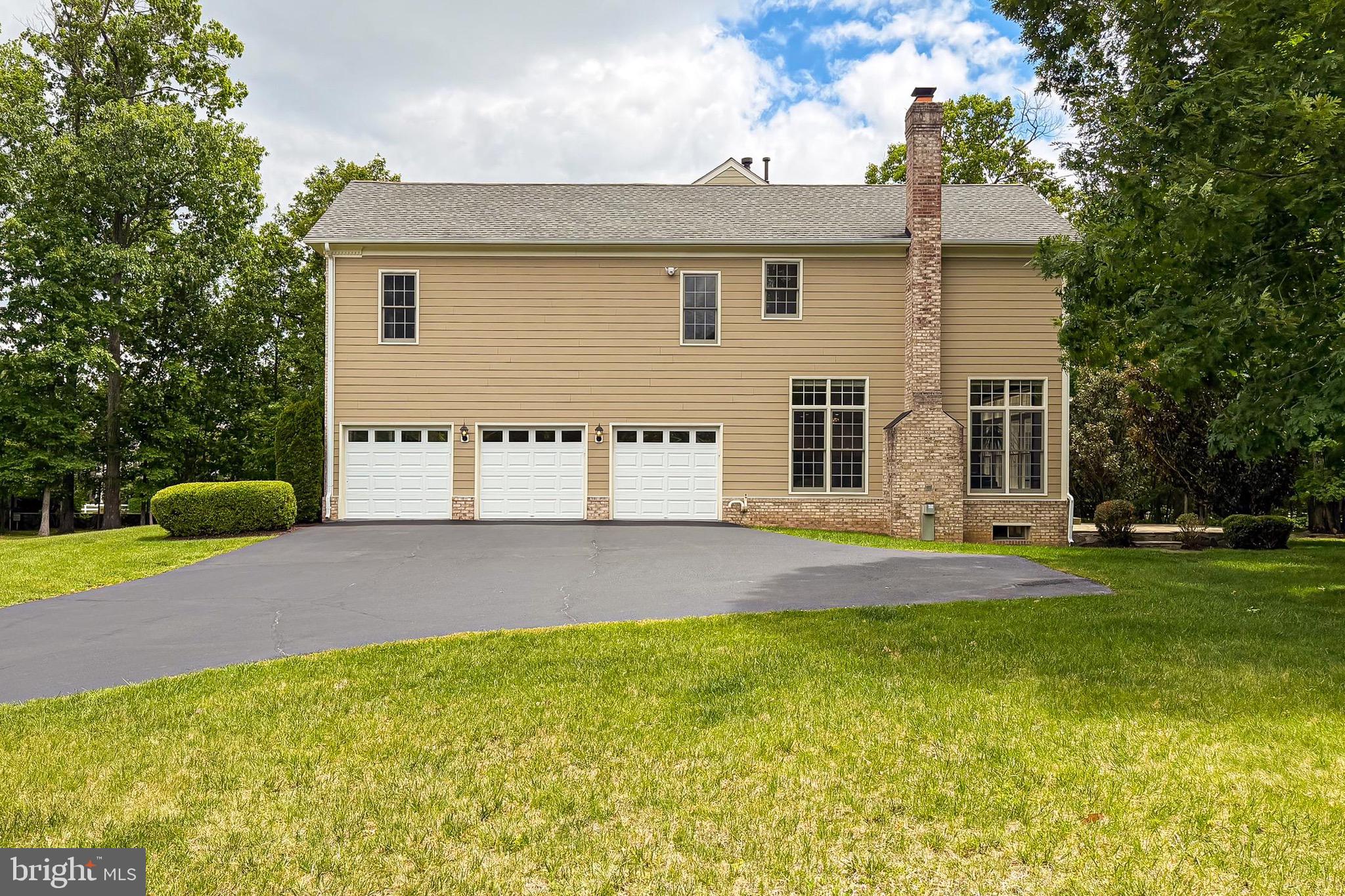 RIDINGS AT VIRGINIA RUN - Residential