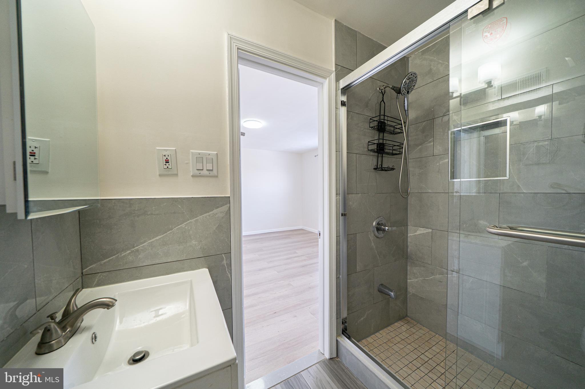 PARKWOOD - Residential