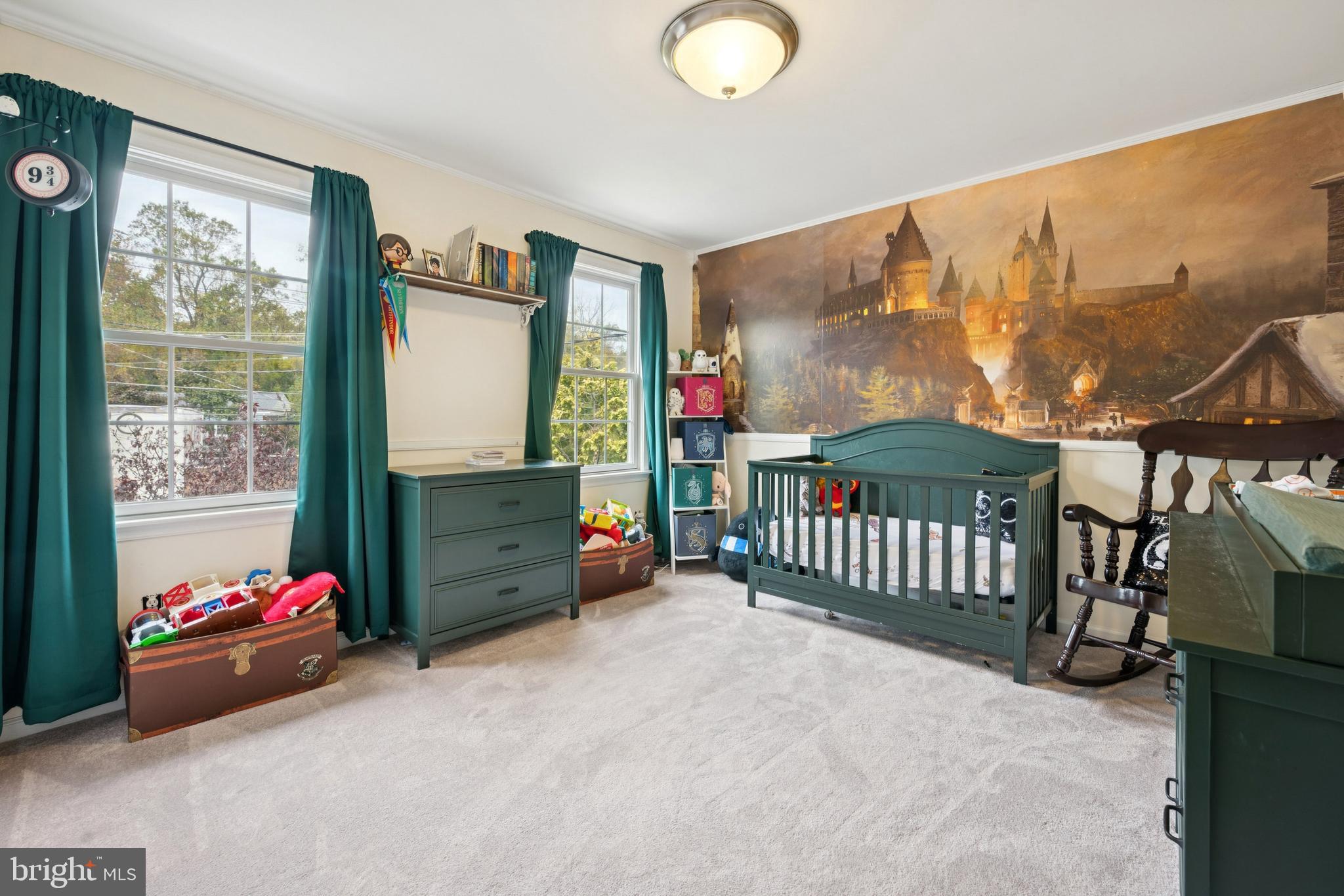 MEDFORD VILLAGE - Residential