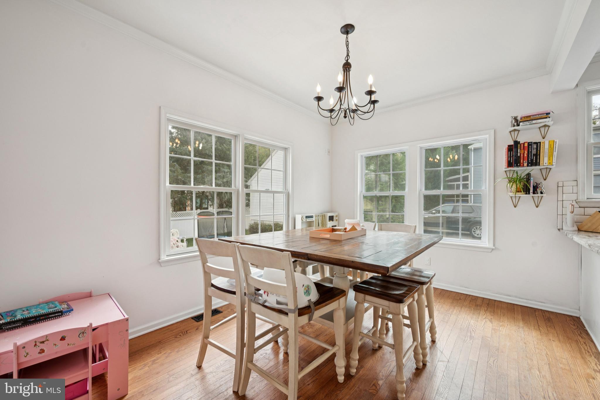 MEDFORD VILLAGE - Residential