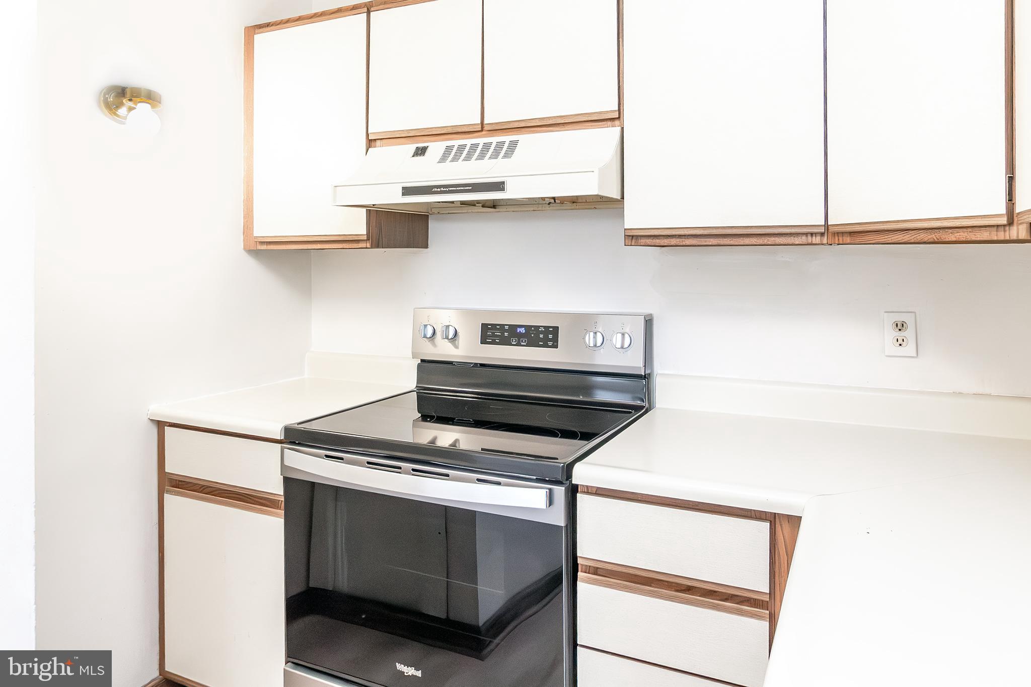 WARREN LODGE CONDOMINIUMS - Residential