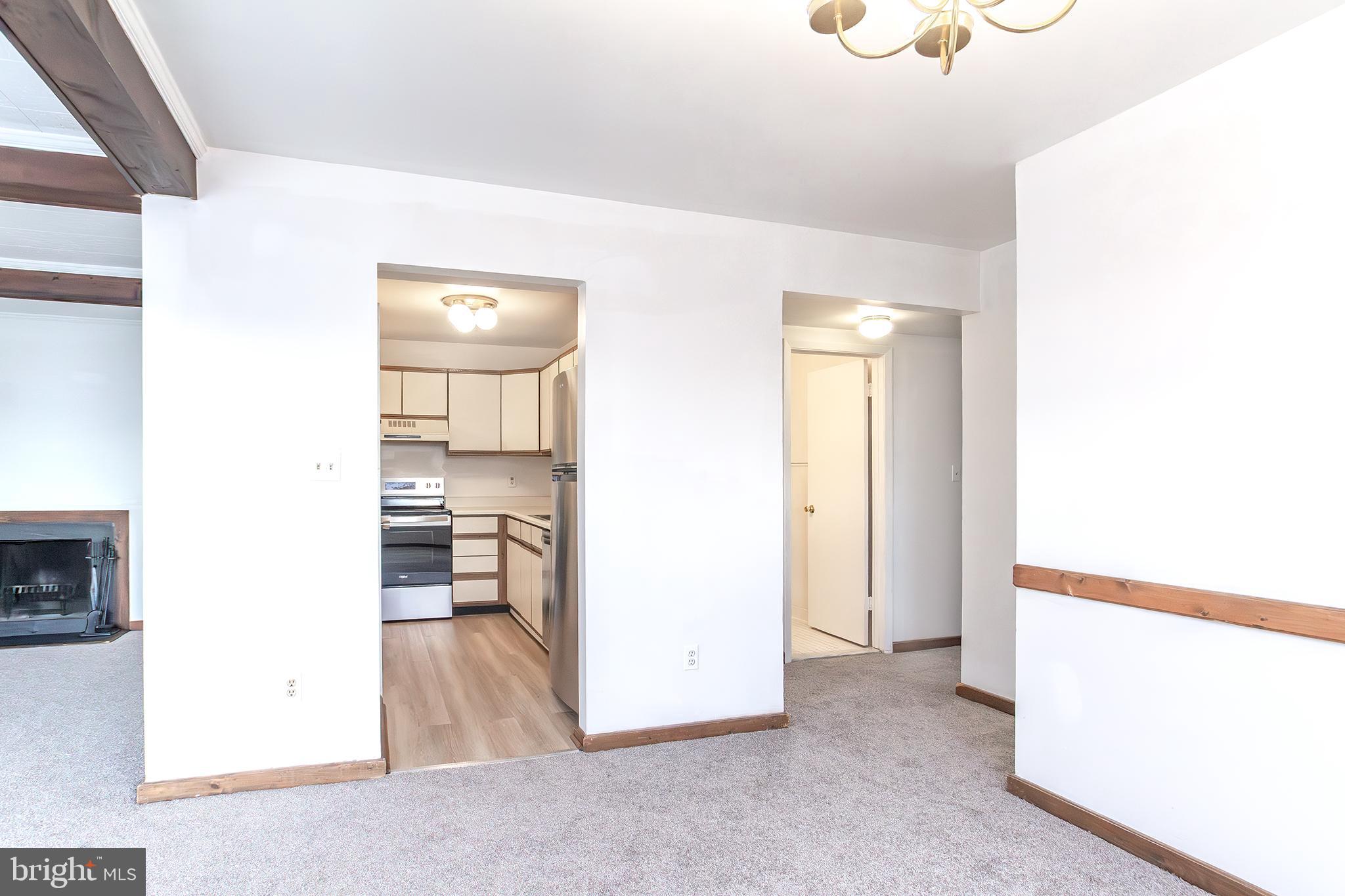 WARREN LODGE CONDOMINIUMS - Residential