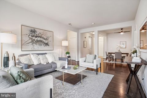 2905 BLEEKER STREET 4-402 FAIRFAX VA 22031