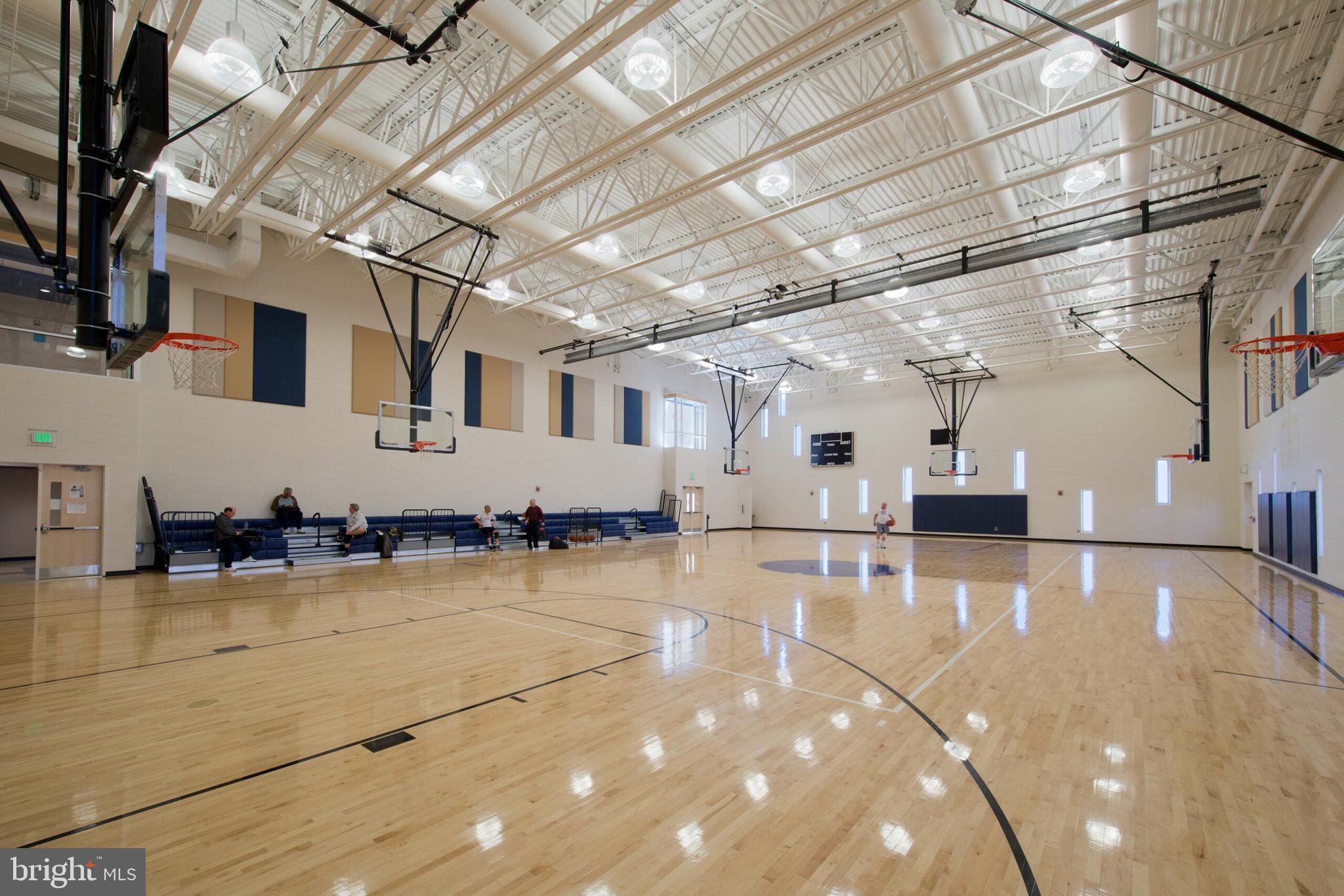 FLATS AT METROWEST - Residential