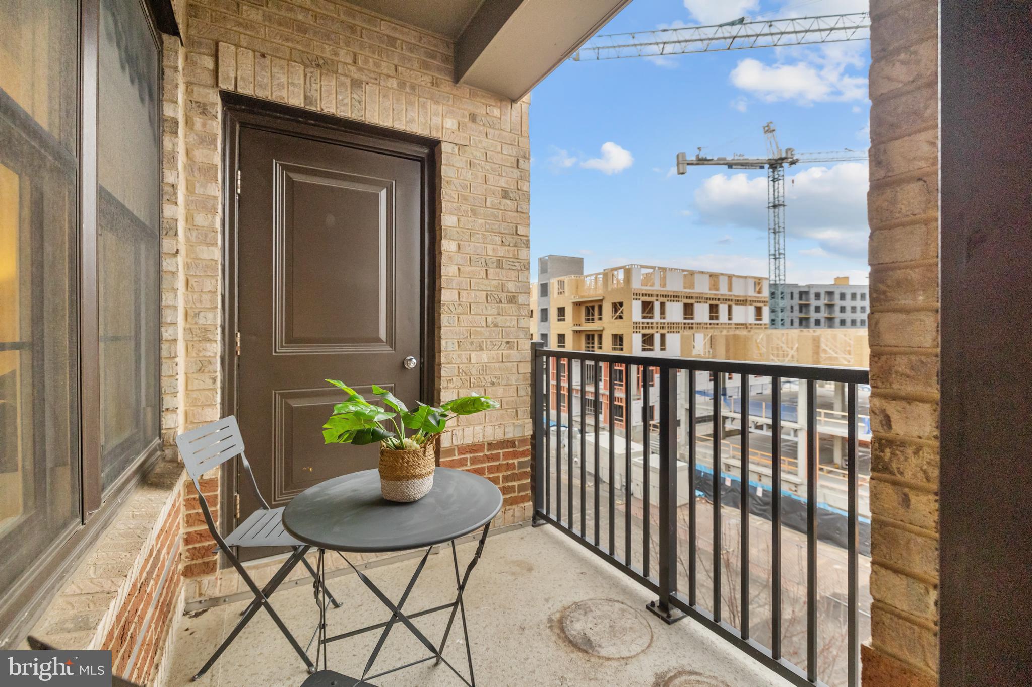 FLATS AT METROWEST - Residential