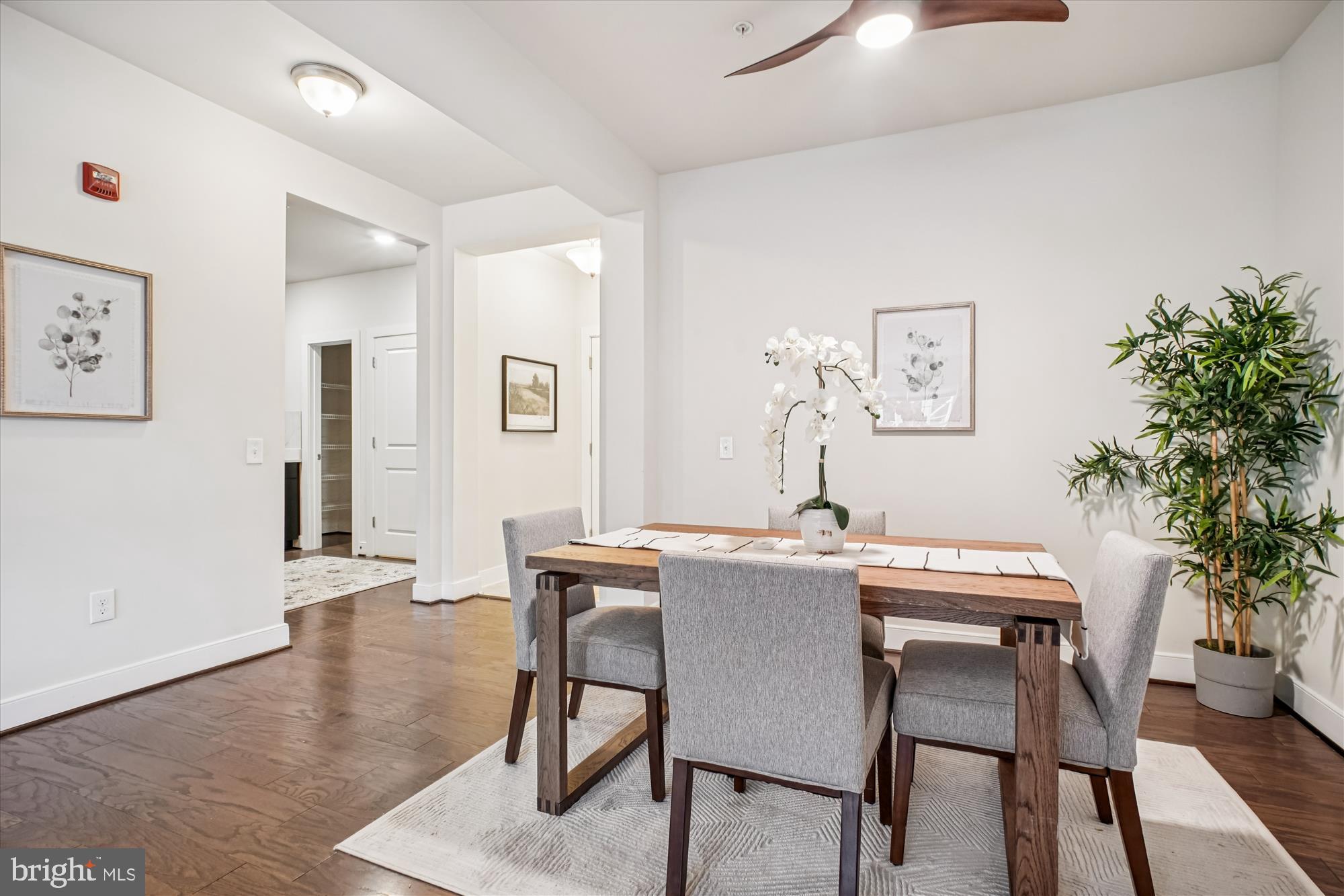 2905 BLEEKER STREET 4-402