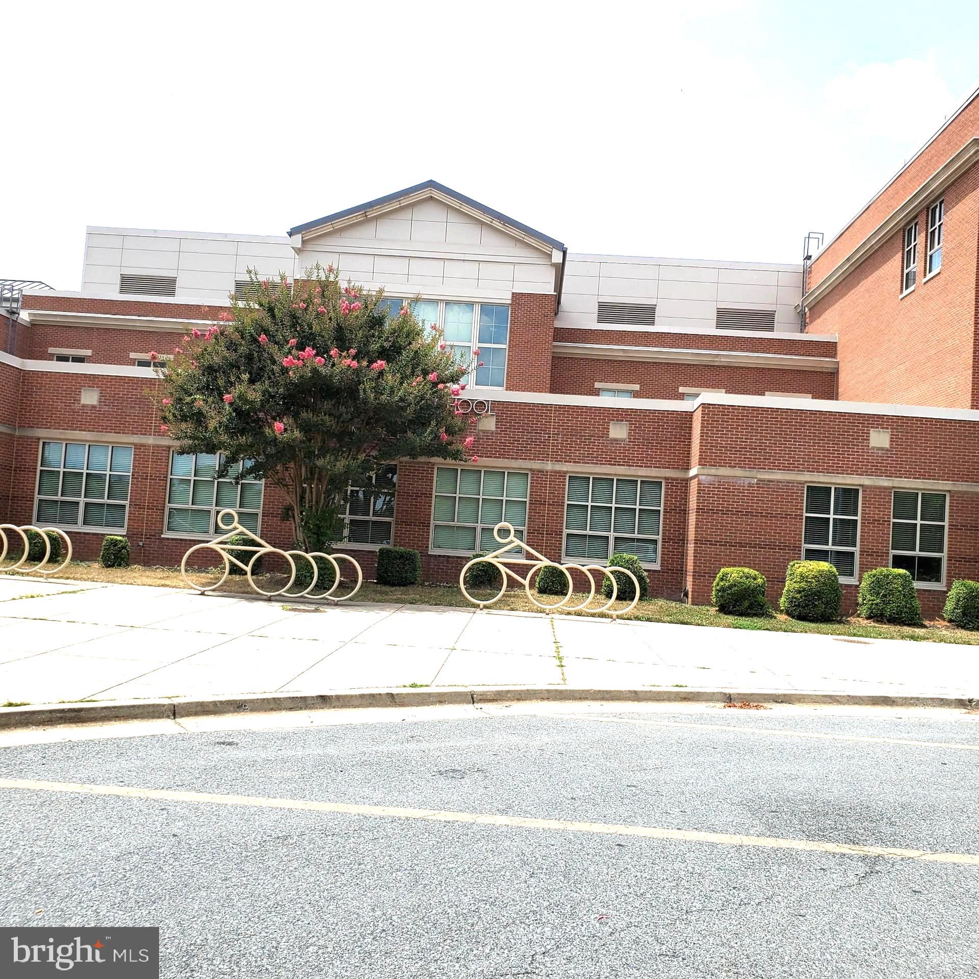 LAKELANDS - Residential Lease