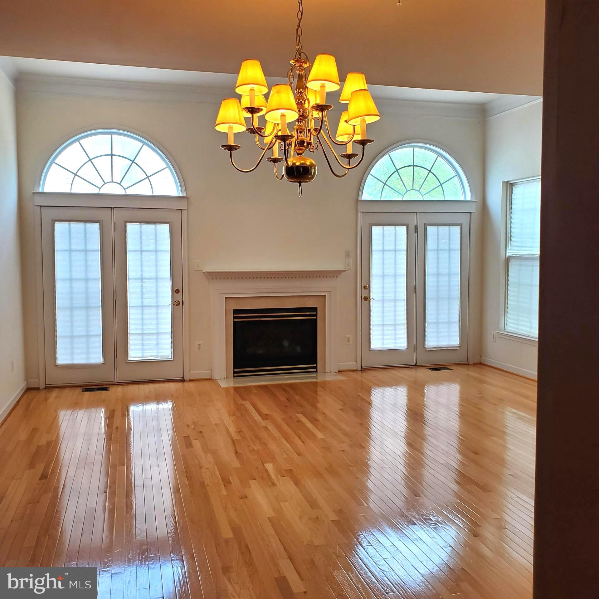 LAKELANDS - Residential Lease