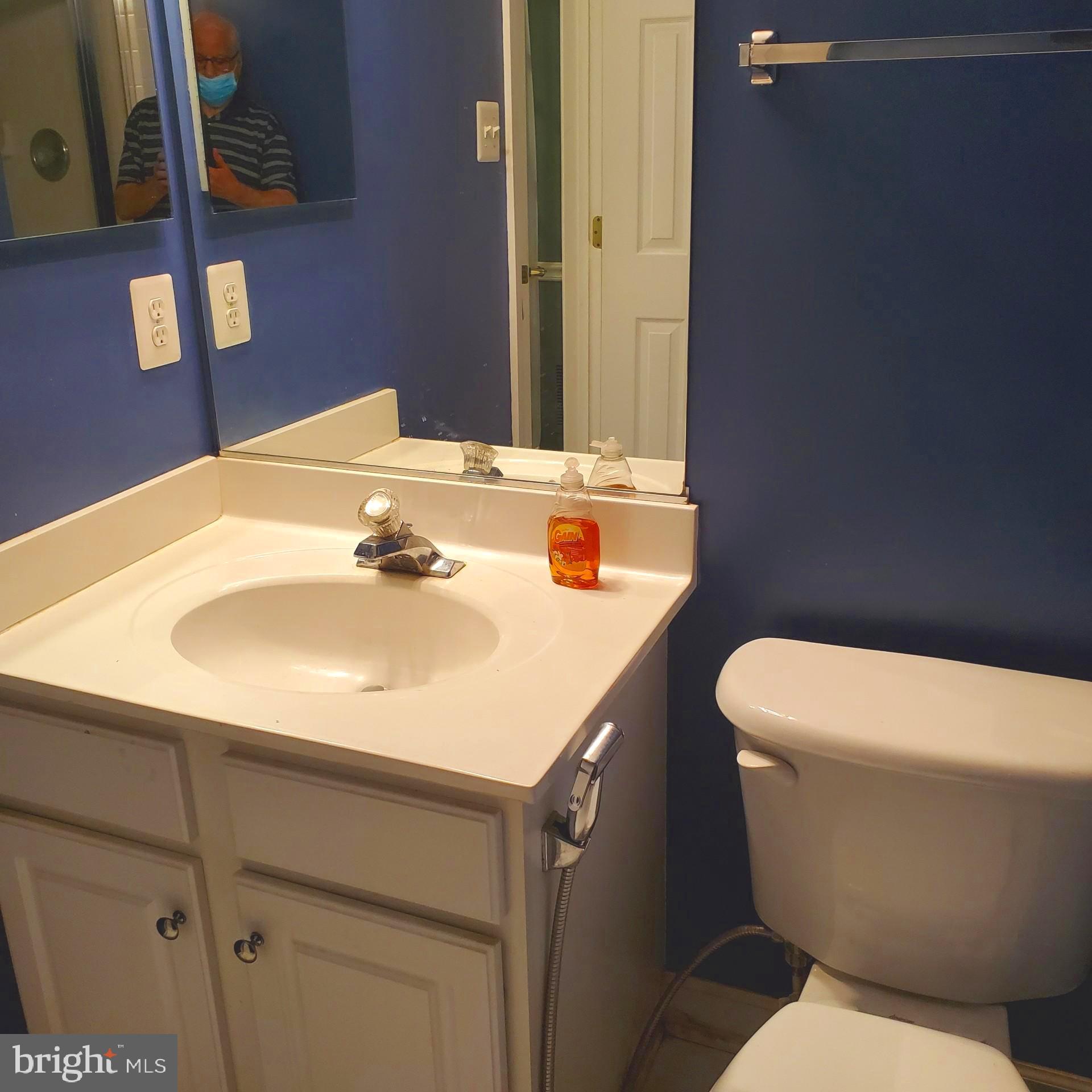 LAKELANDS - Residential Lease