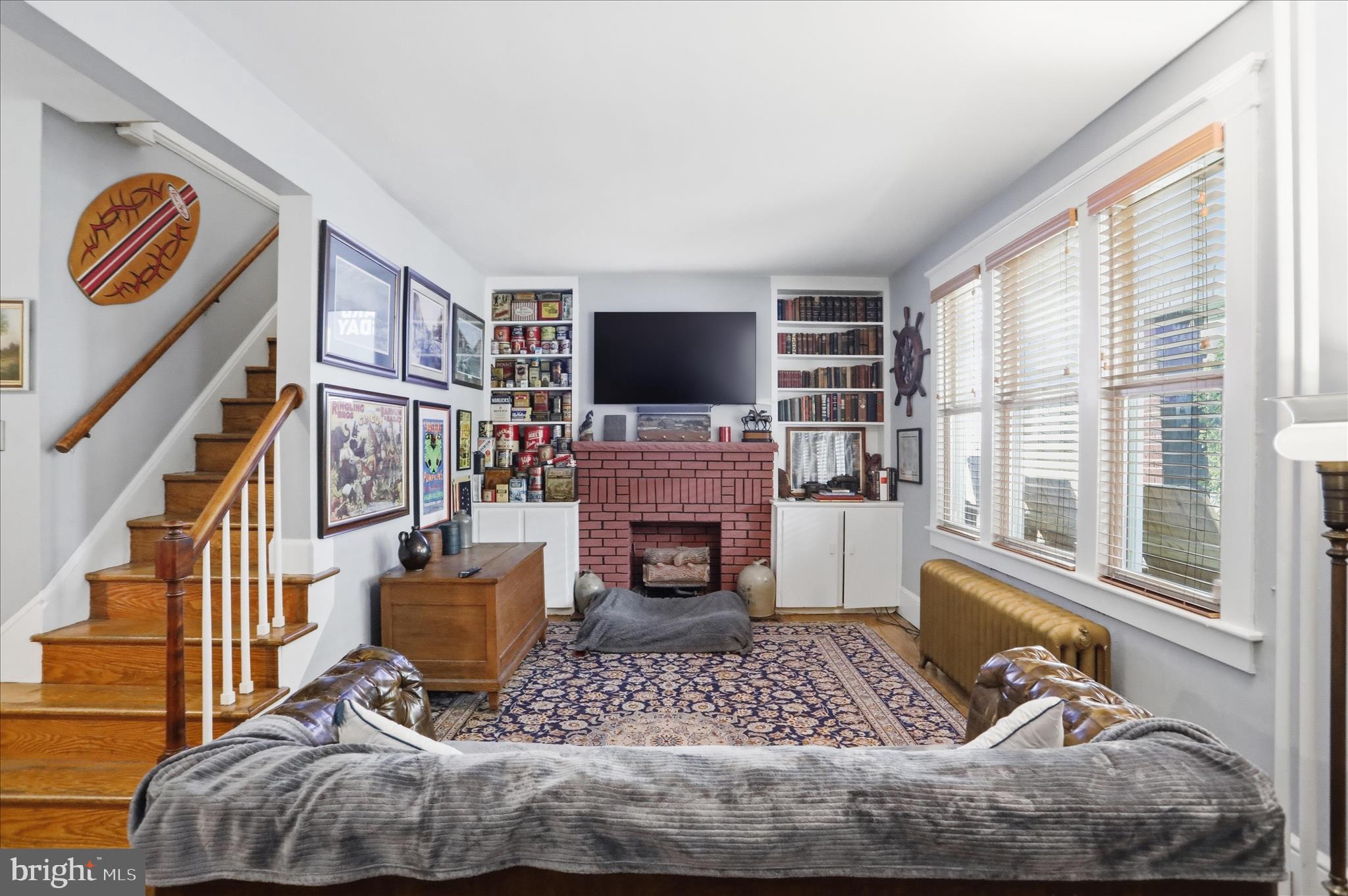 905 FAYETTE STREET