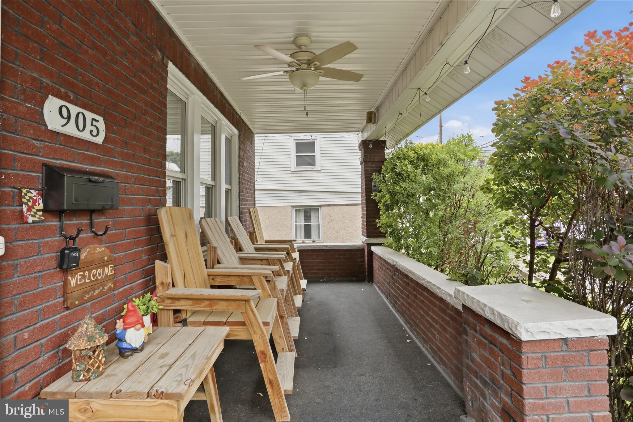 905 FAYETTE STREET