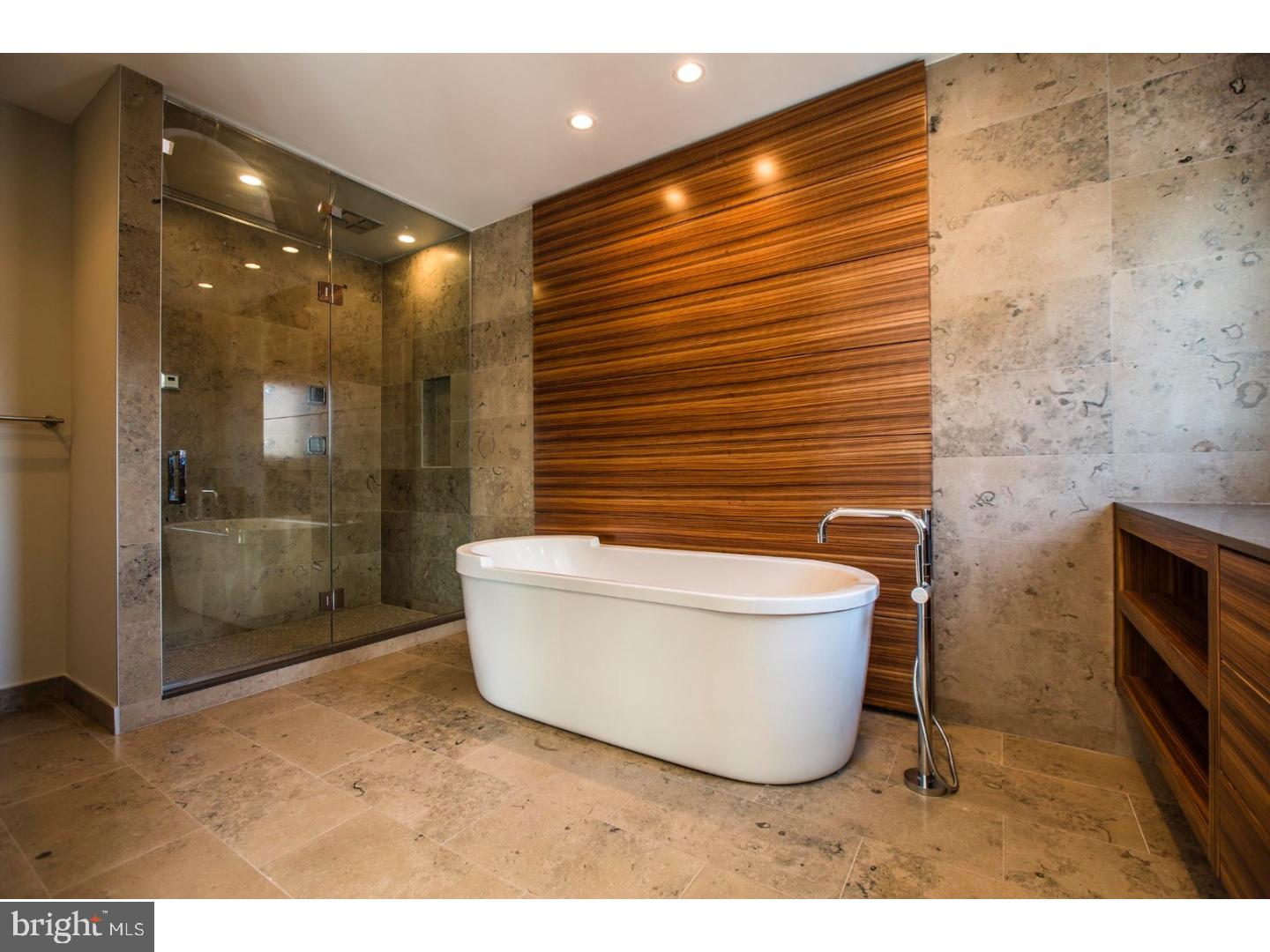 BELLA VISTA - Residential