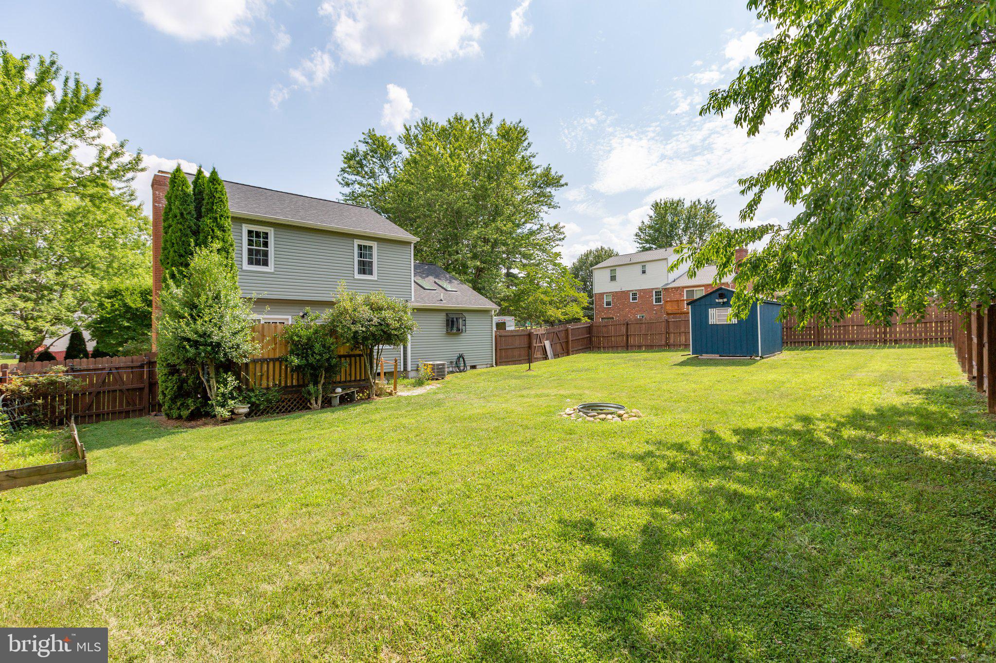 GRANTWOOD ACRES - Residential