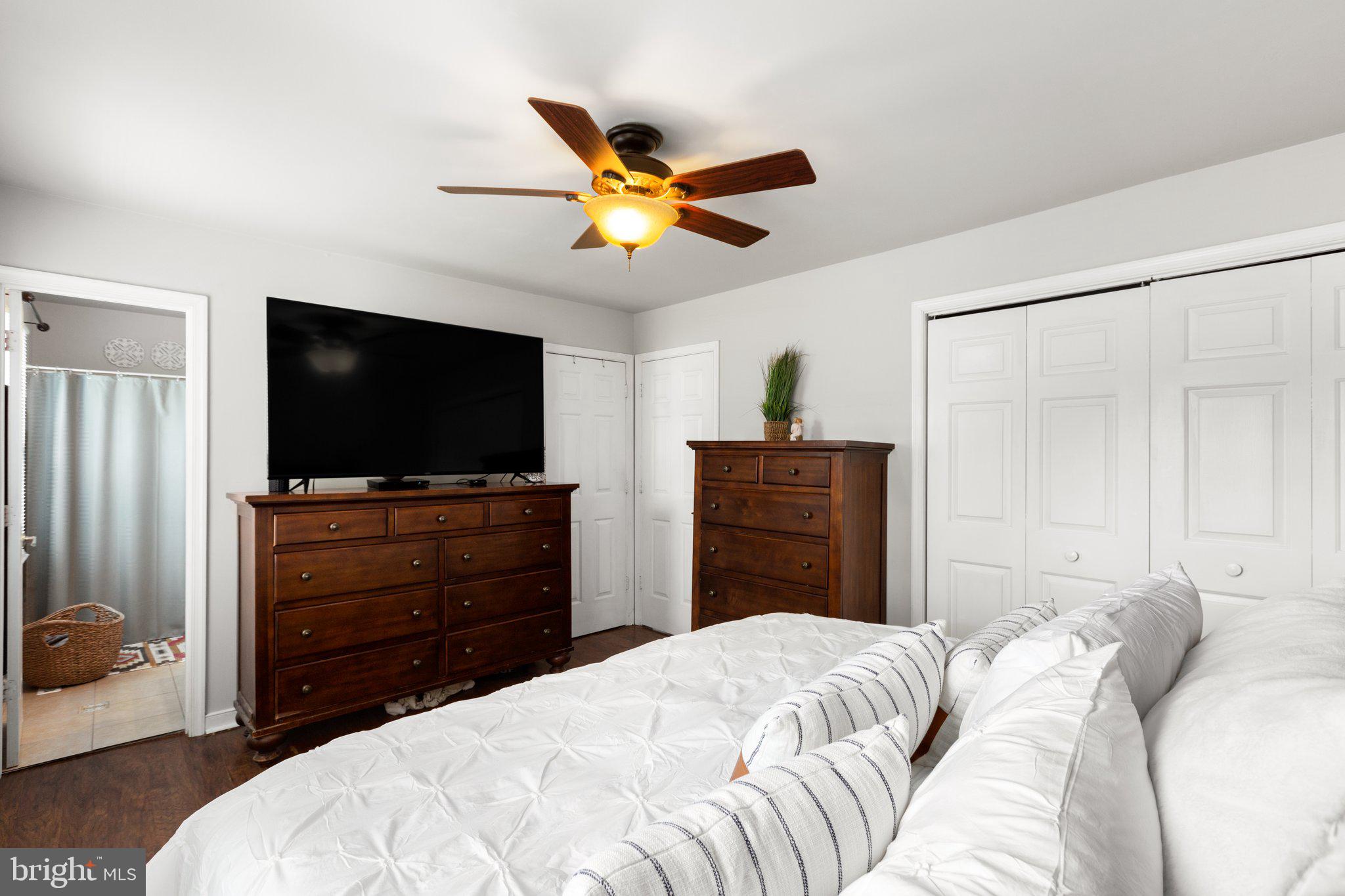 GRANTWOOD ACRES - Residential