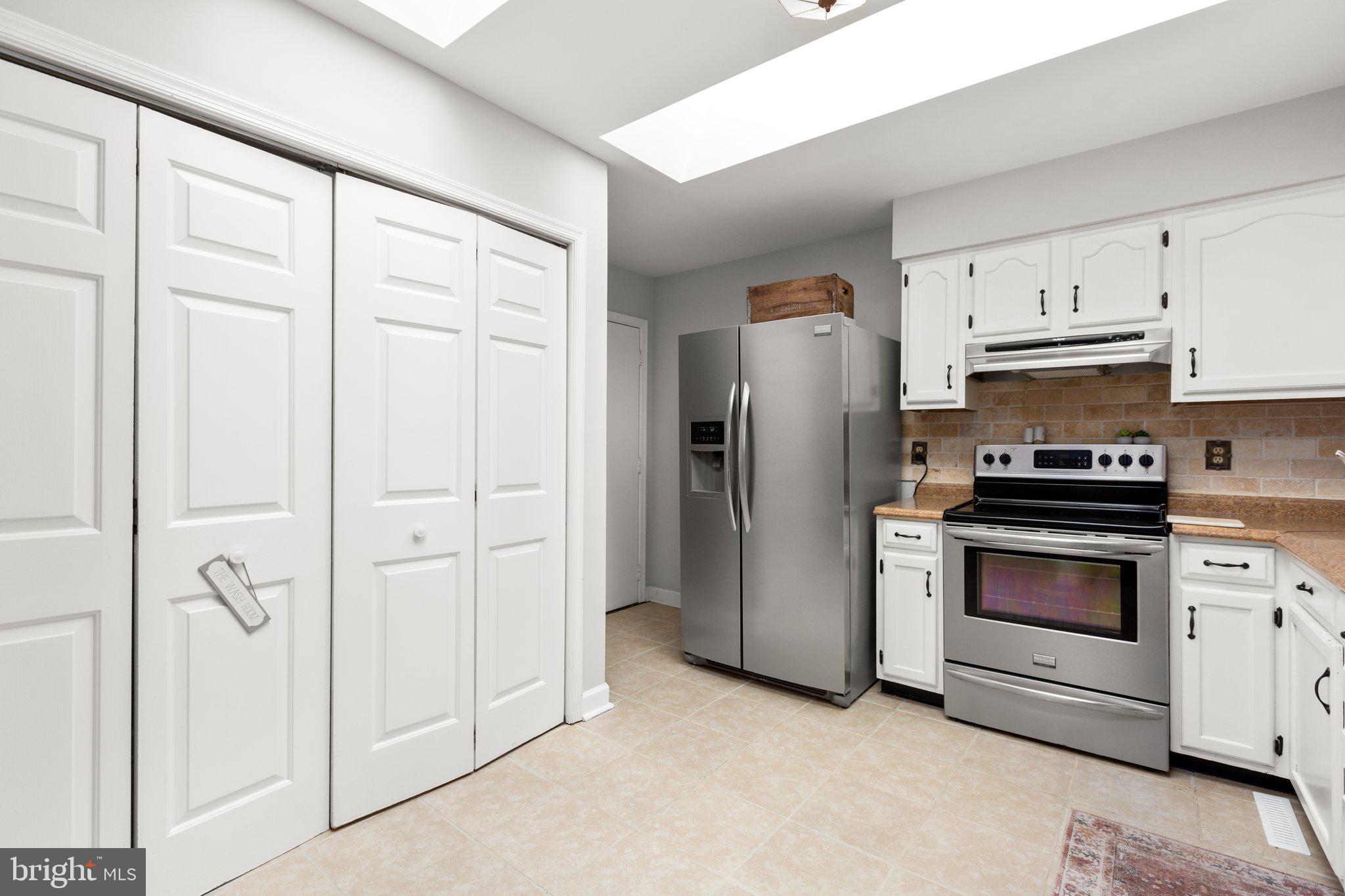 GRANTWOOD ACRES - Residential