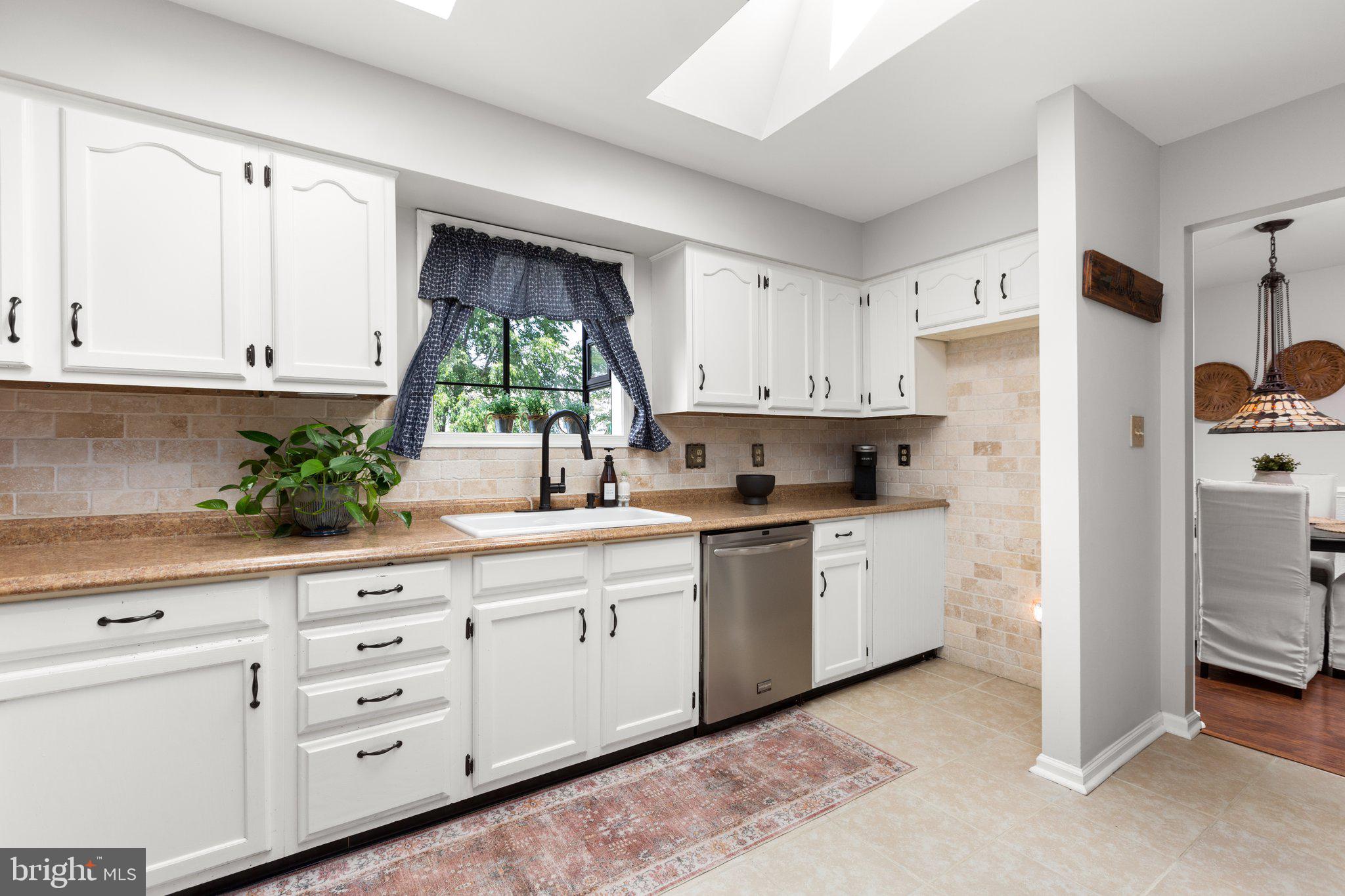 GRANTWOOD ACRES - Residential