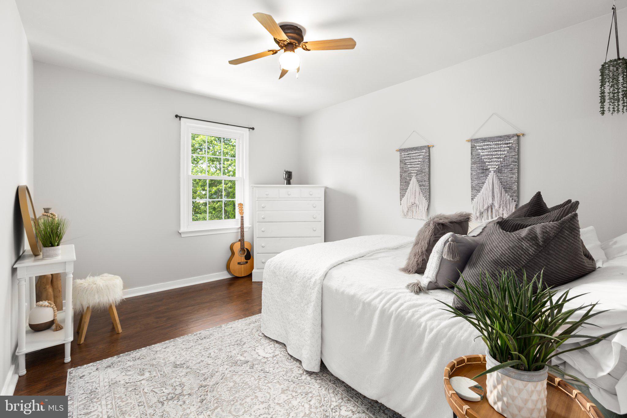 GRANTWOOD ACRES - Residential