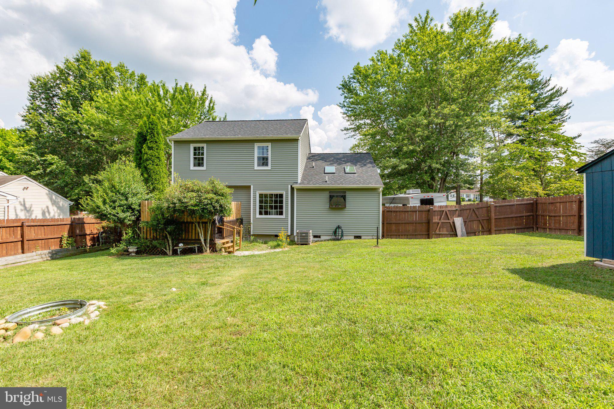 GRANTWOOD ACRES - Residential