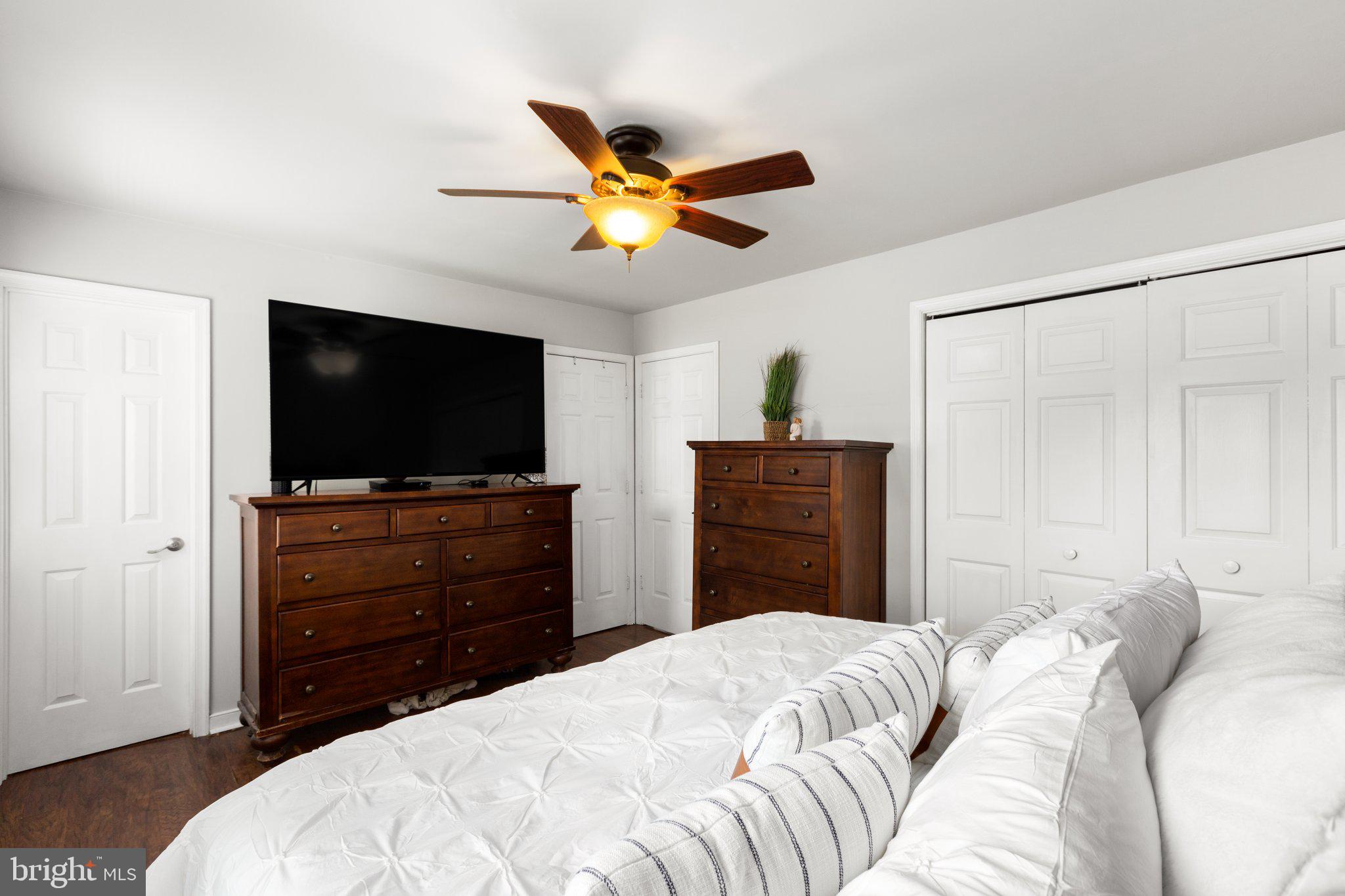 GRANTWOOD ACRES - Residential