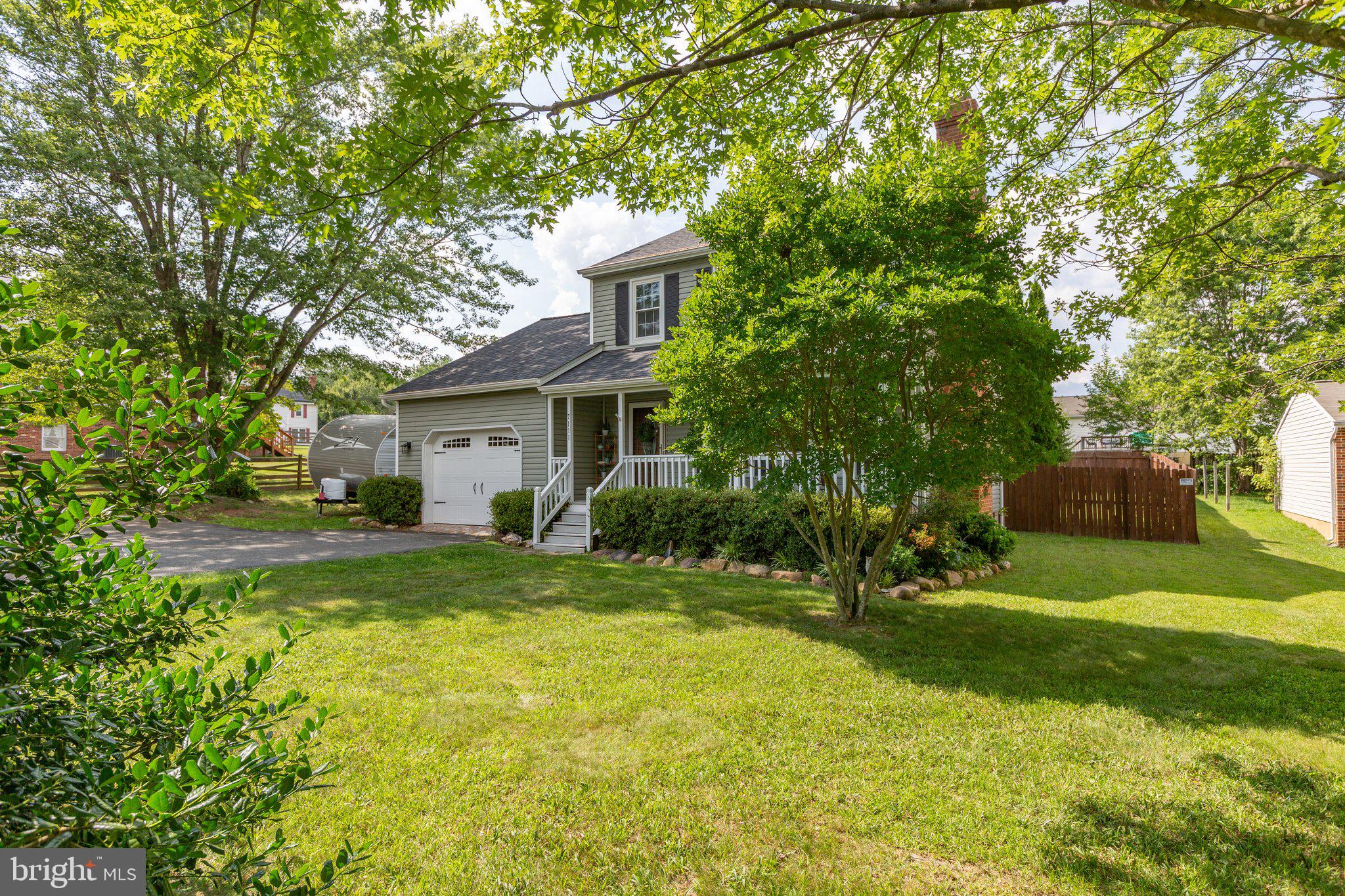 GRANTWOOD ACRES - Residential