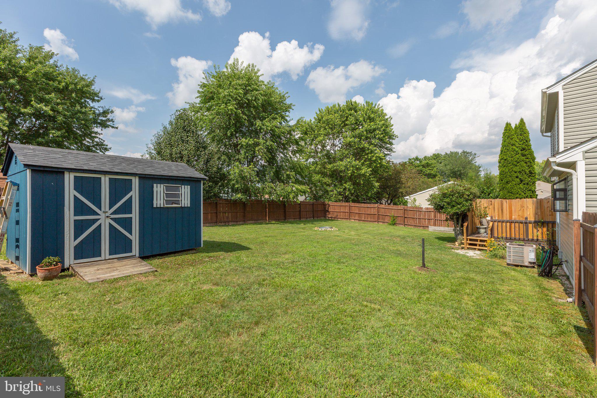 GRANTWOOD ACRES - Residential