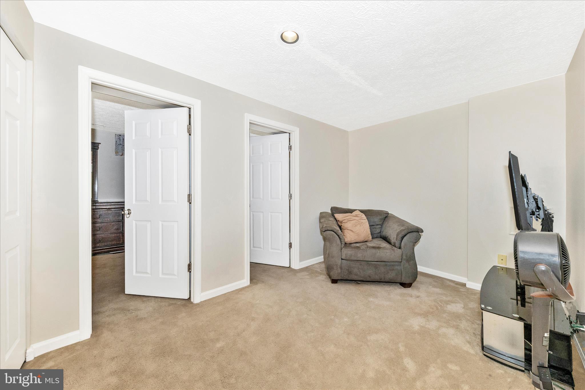 BALLENGER CREEK MEADOWS - Residential