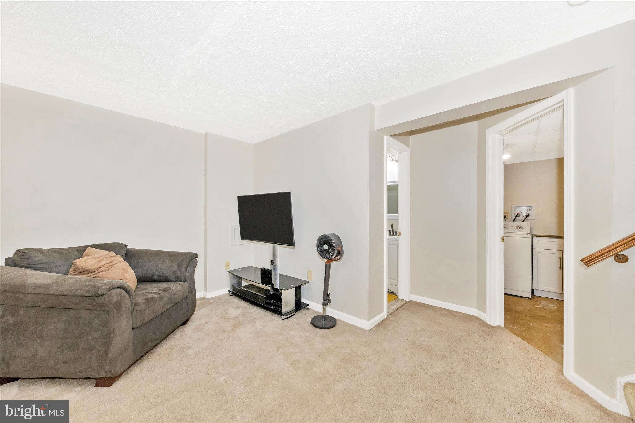 BALLENGER CREEK MEADOWS - Residential