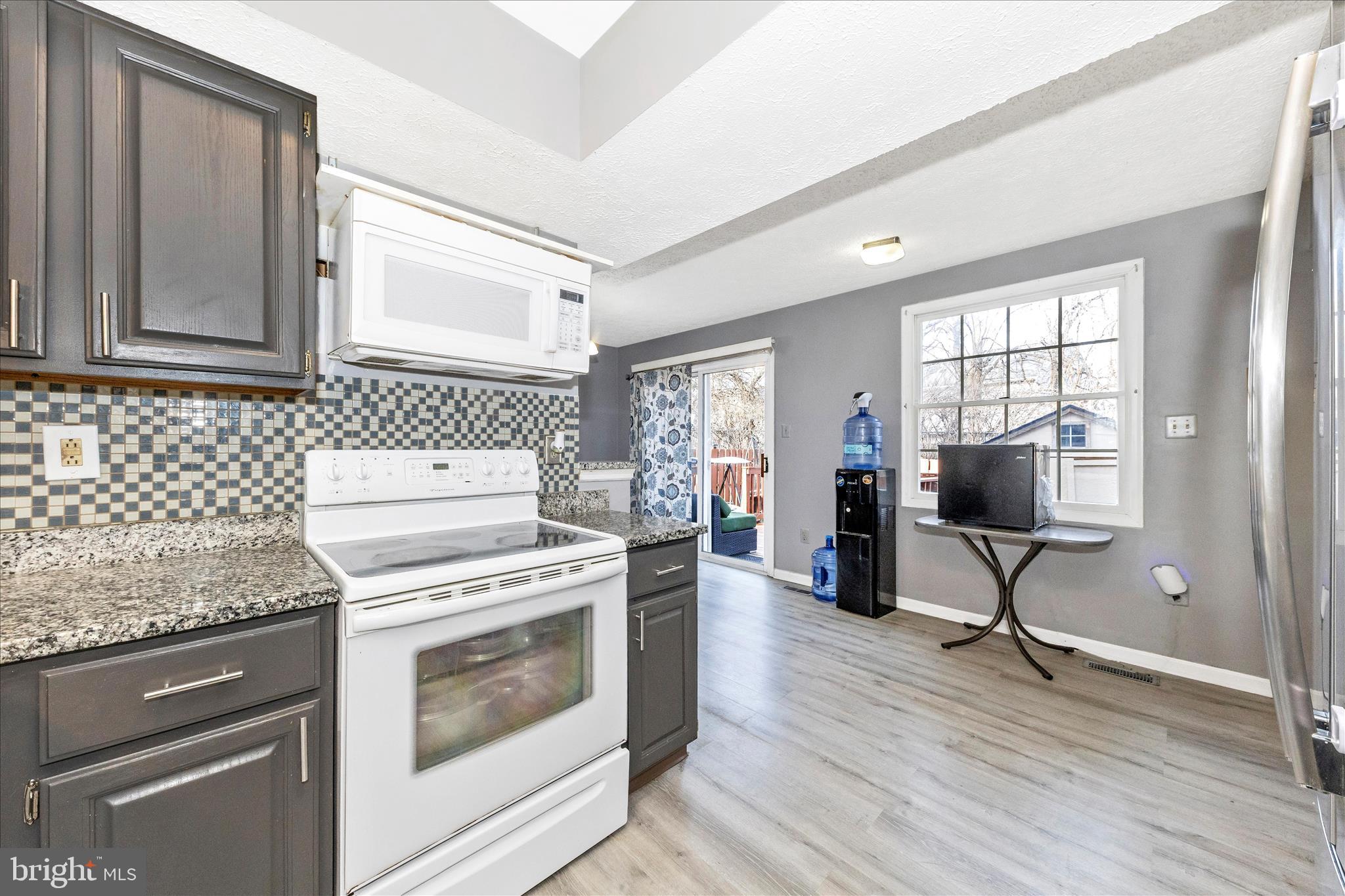 BALLENGER CREEK MEADOWS - Residential