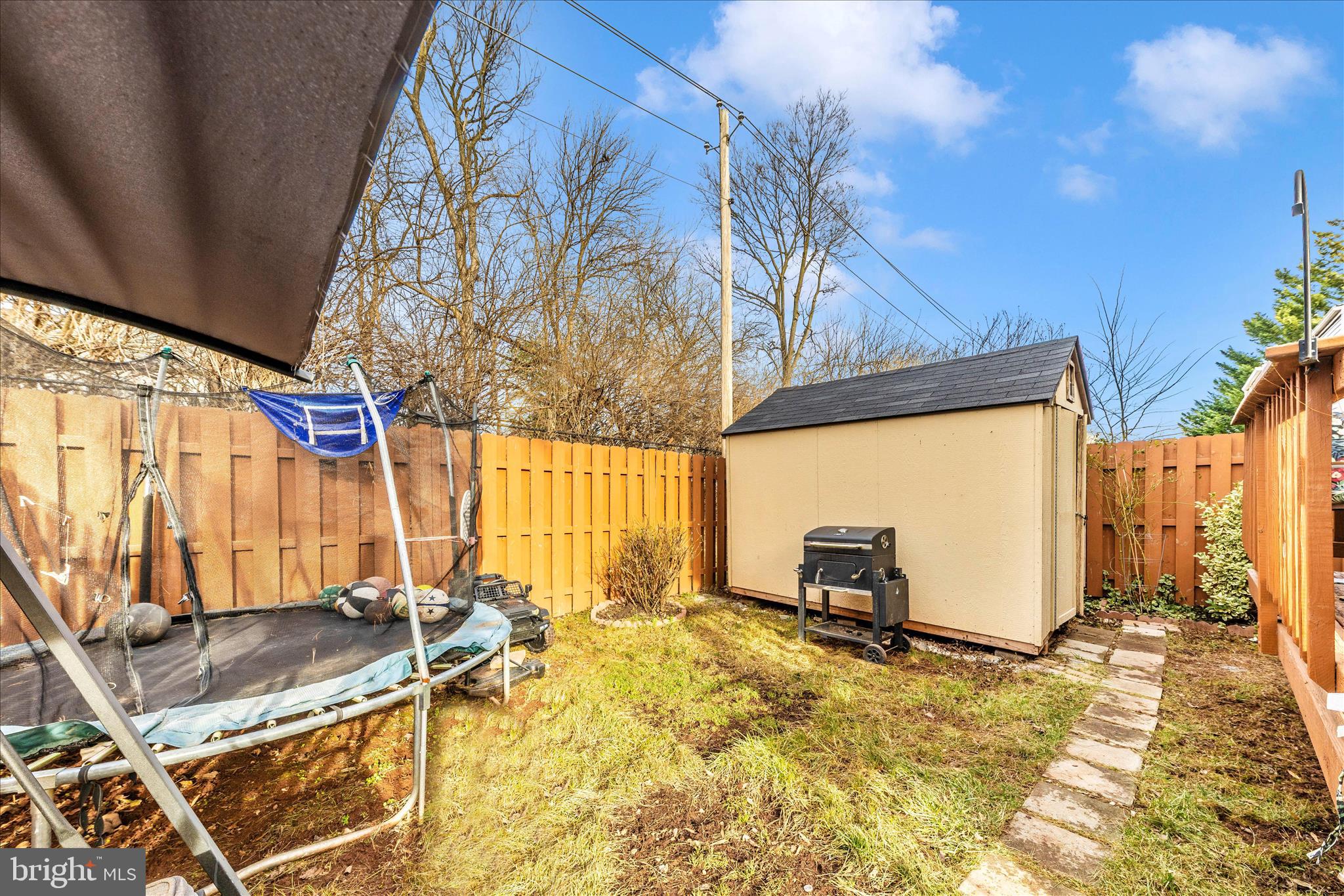 BALLENGER CREEK MEADOWS - Residential