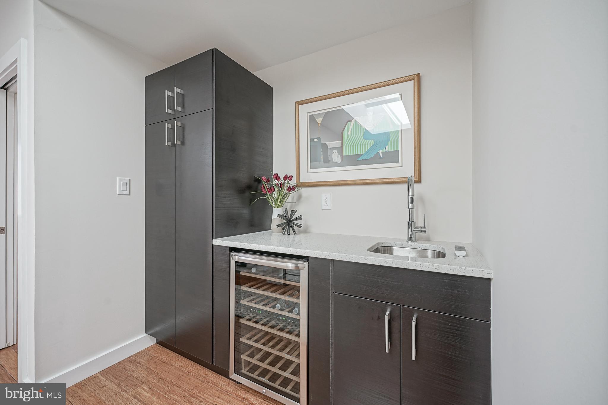 GRADUATE HOSPITAL - Residential