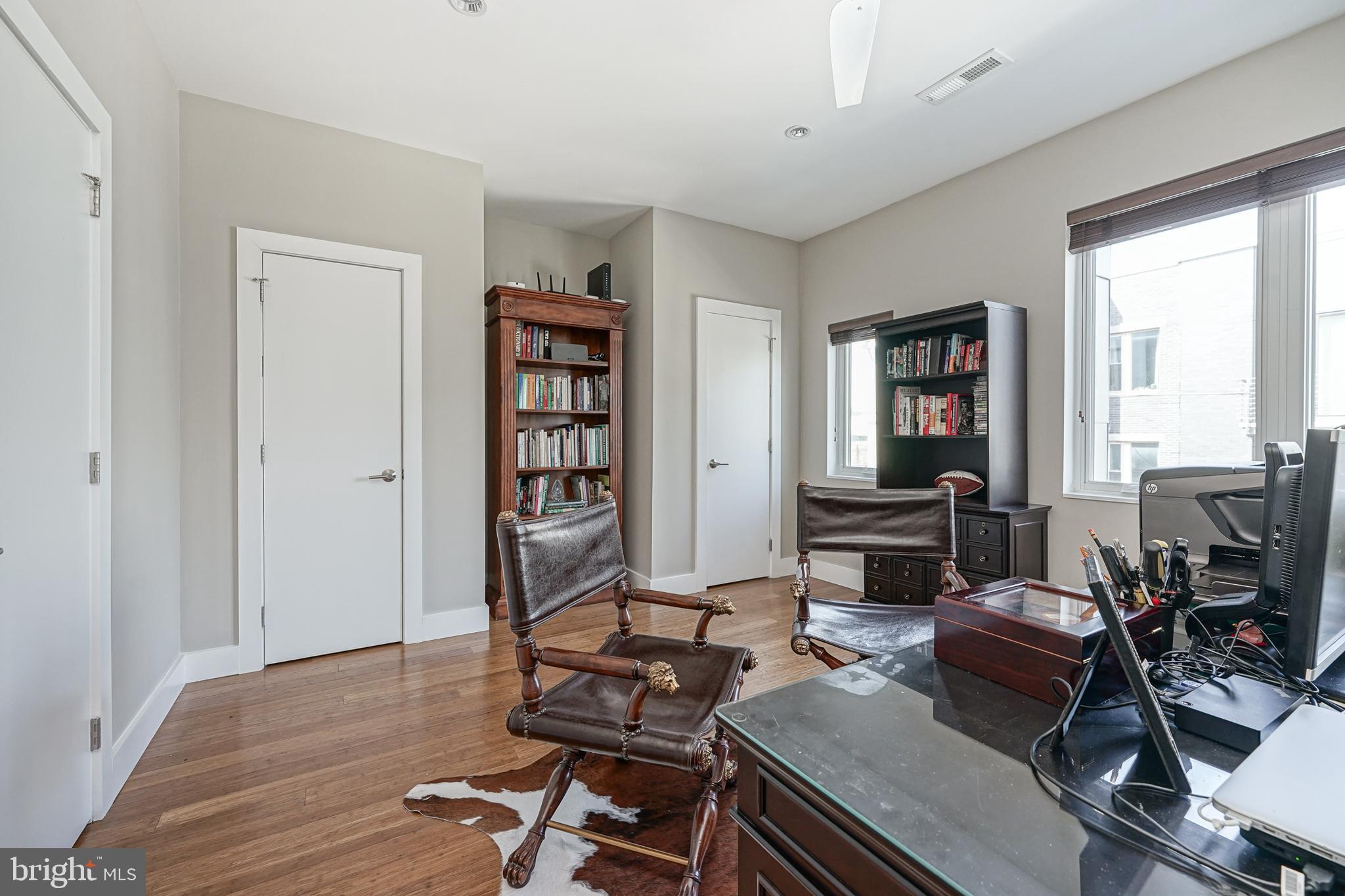 GRADUATE HOSPITAL - Residential