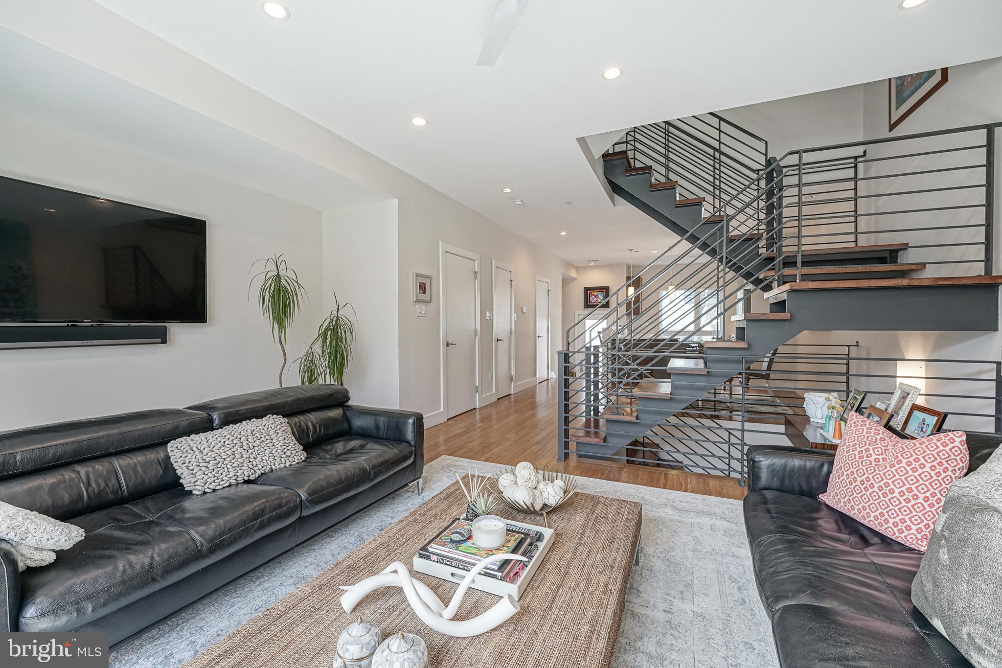 GRADUATE HOSPITAL - Residential