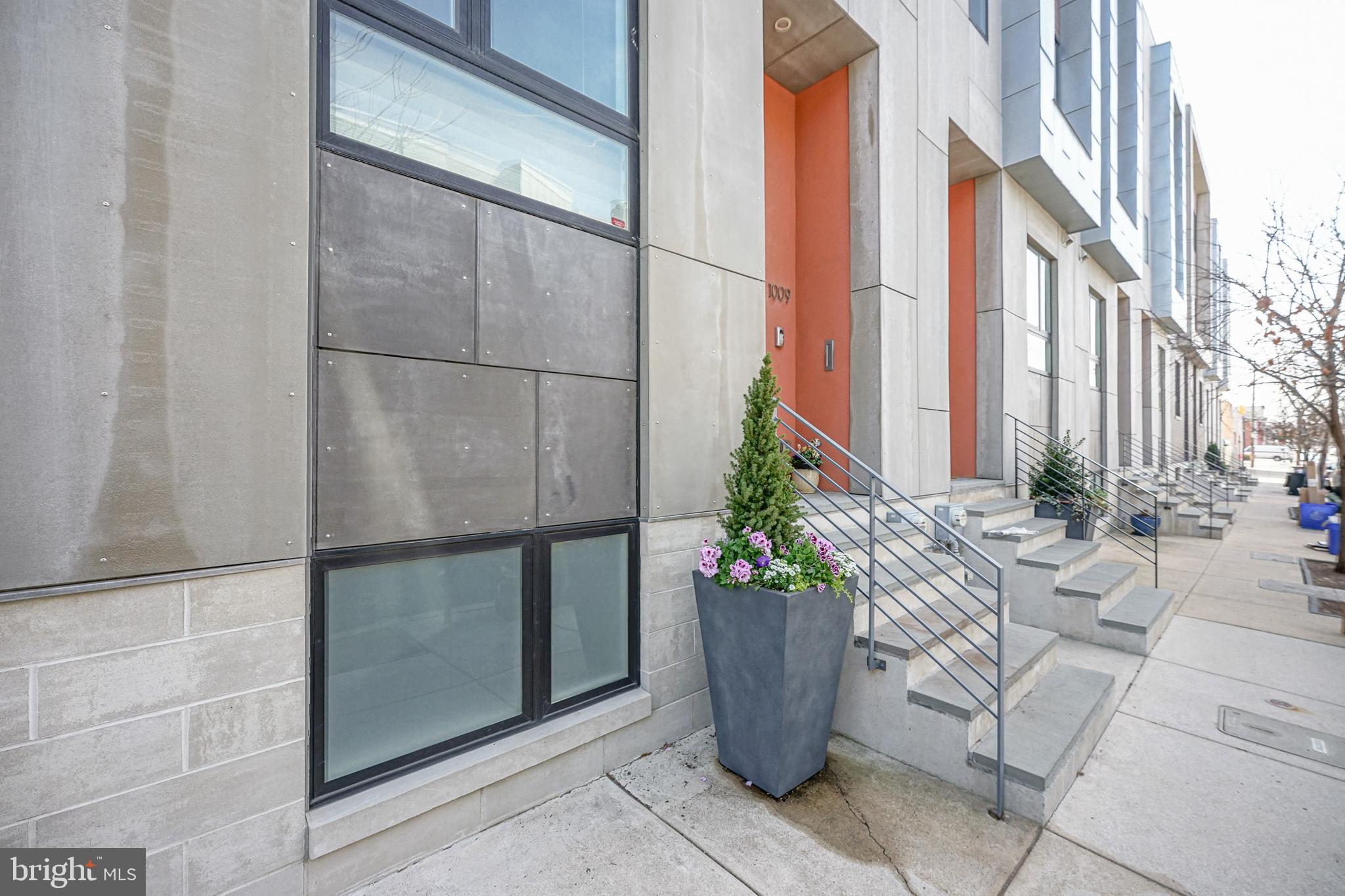 GRADUATE HOSPITAL - Residential