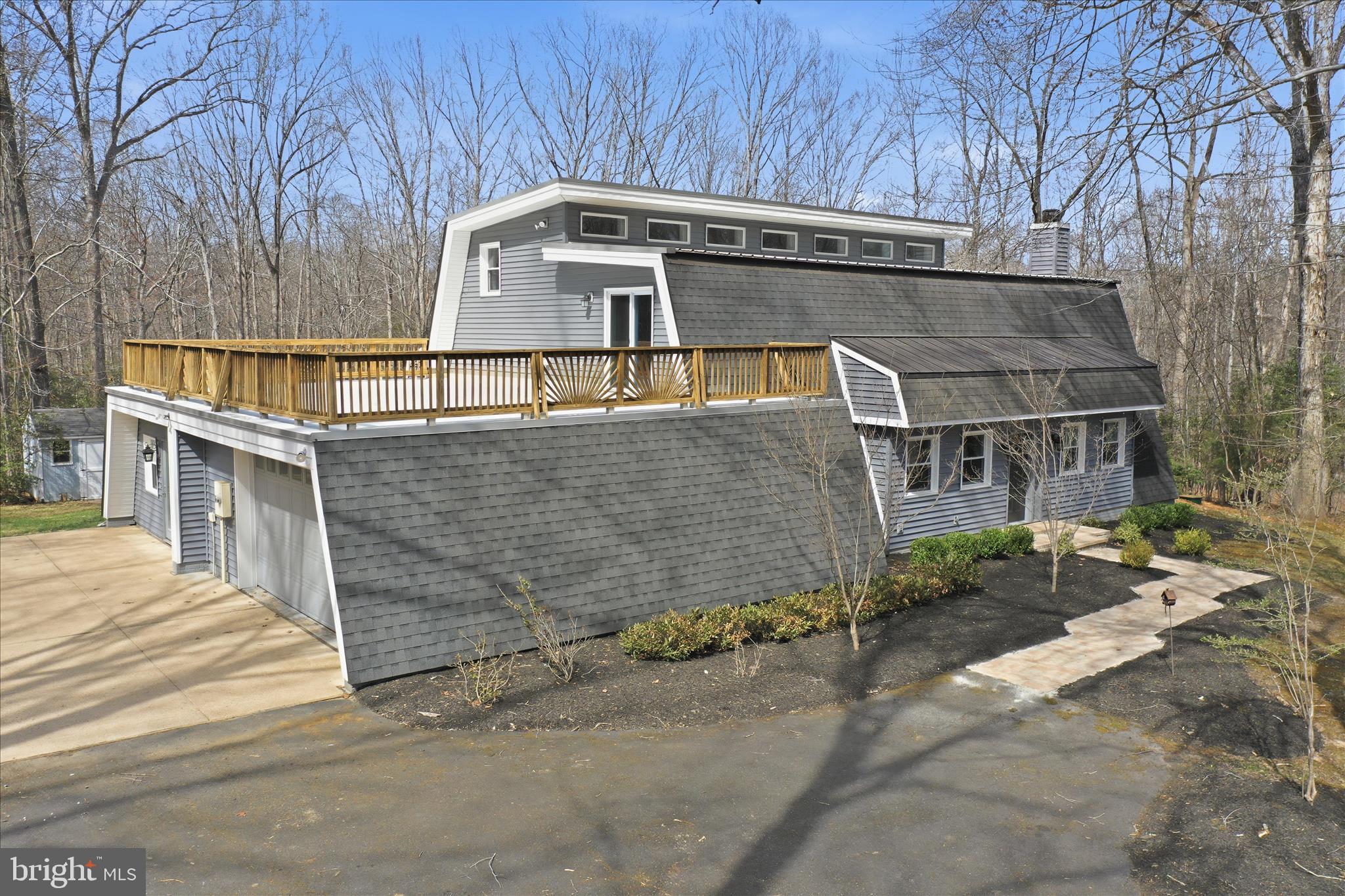 RIVER BLUFFS - Residential