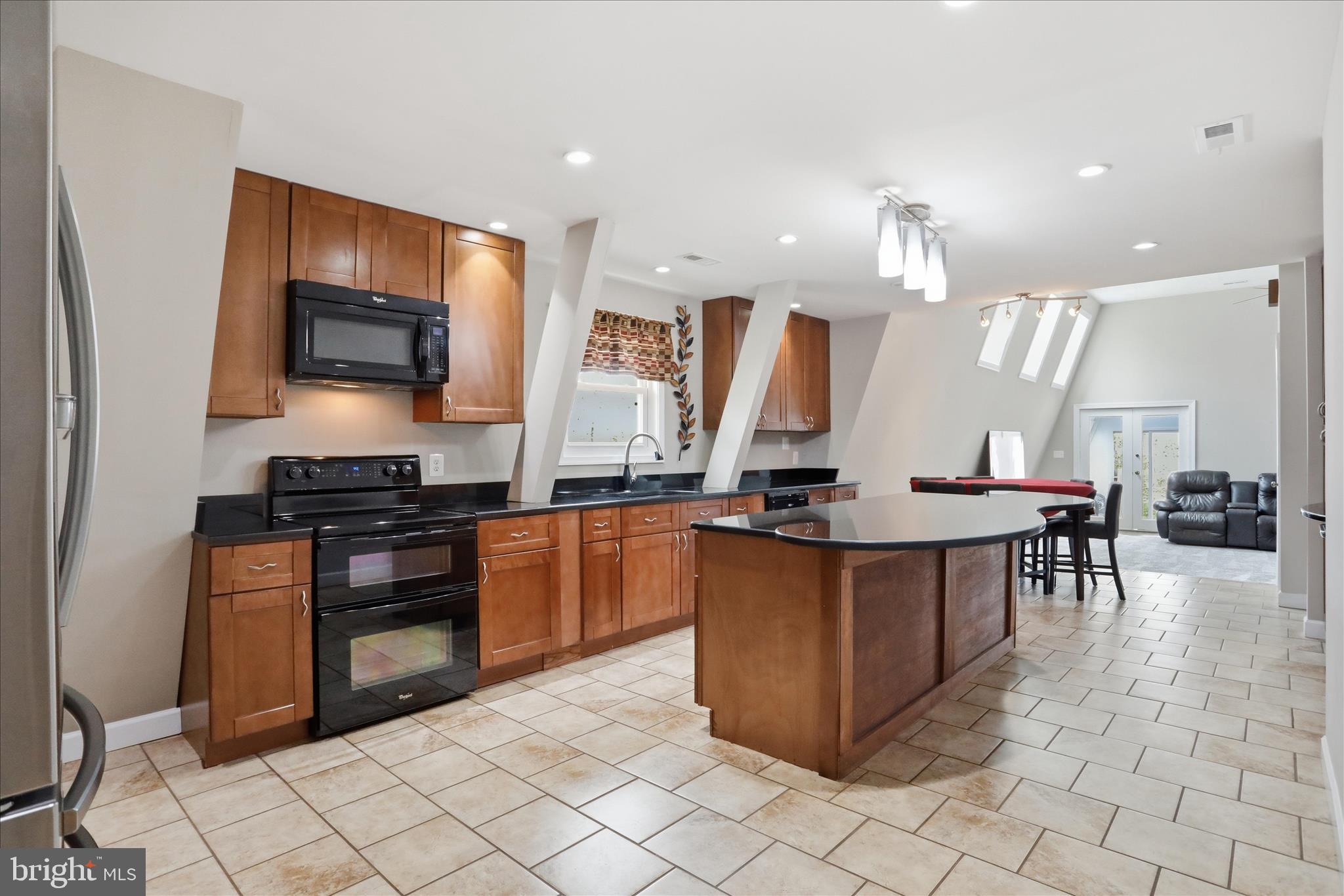 RIVER BLUFFS - Residential