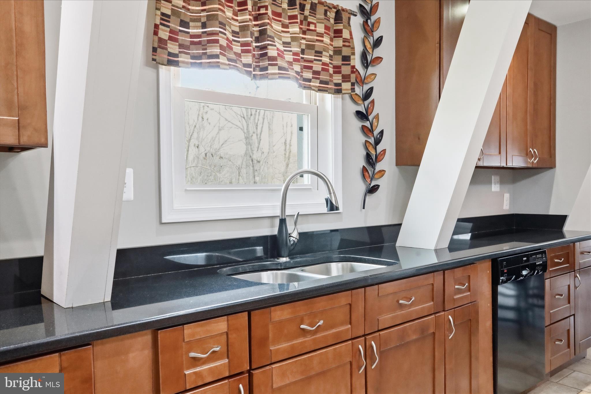 RIVER BLUFFS - Residential