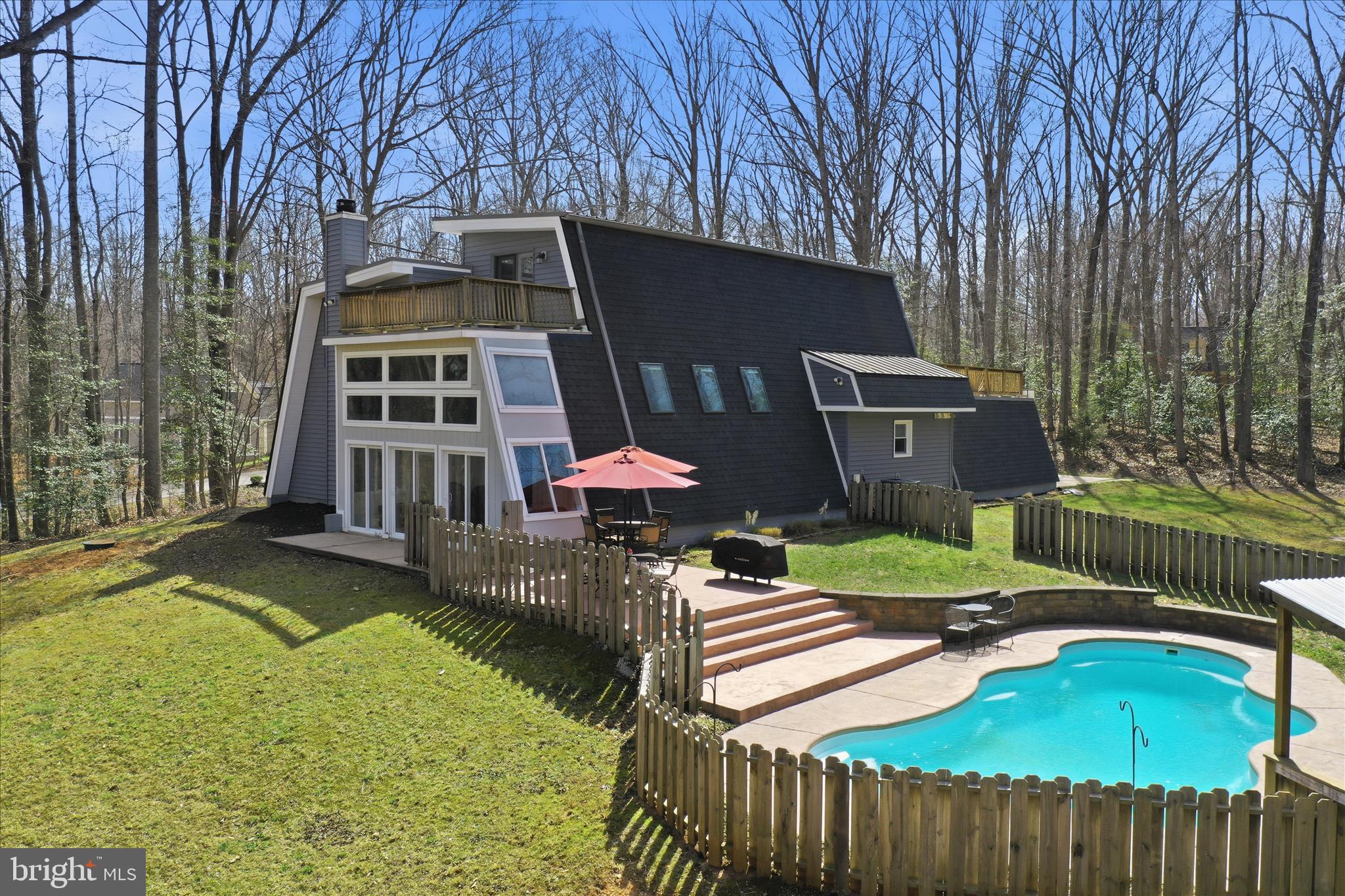 RIVER BLUFFS - Residential